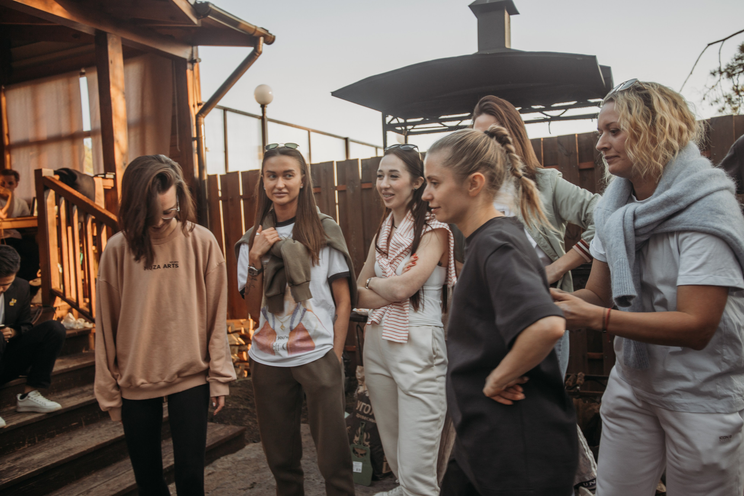 Корпоратив Muza_Arts. Венера Гайн. Репортажный фотограф  Тюмень. Обучение фотографии с 0