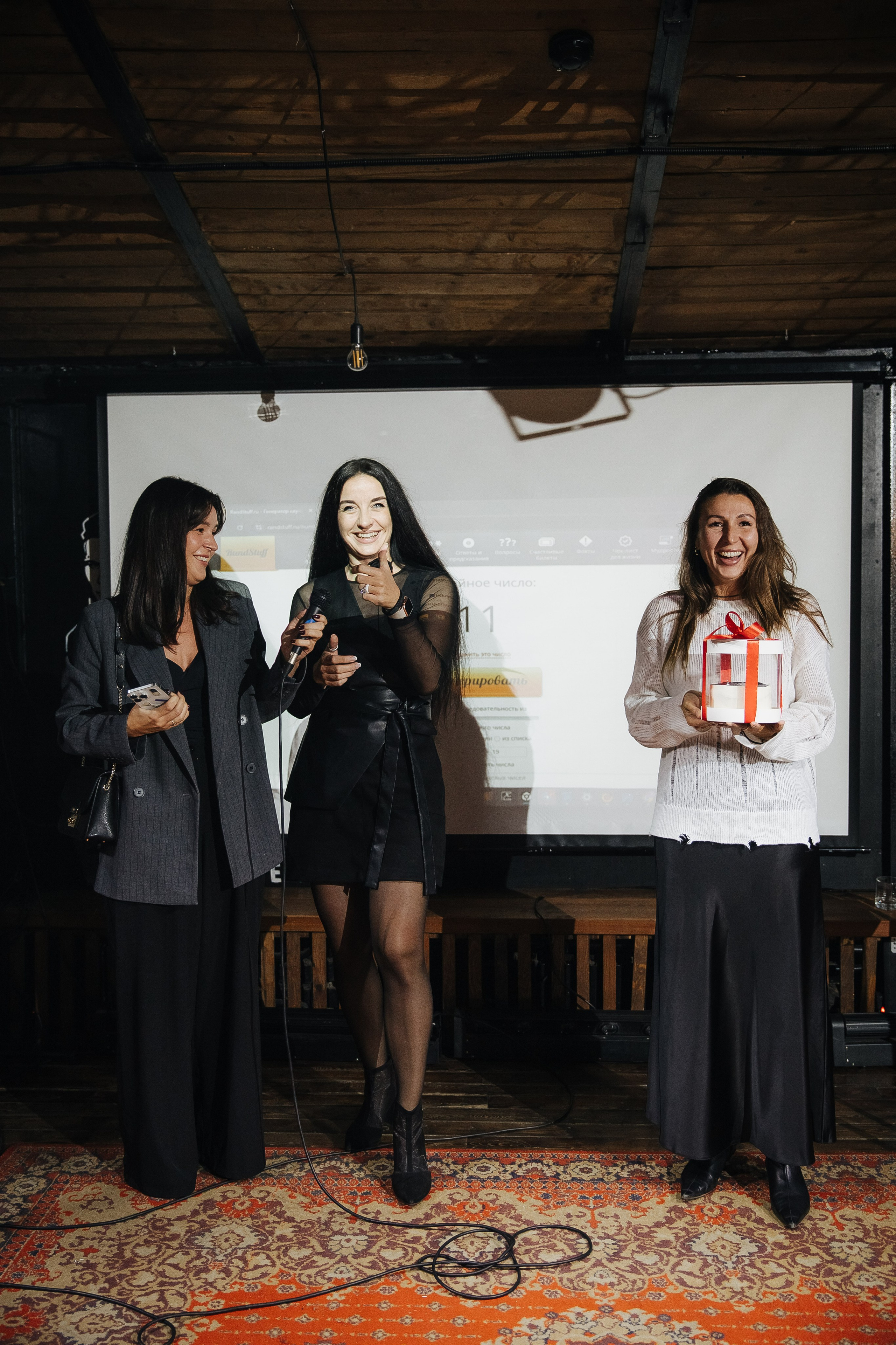 Fuckup дизайнеров «Юшин». Фотограф в Красноярске Надежда Воскресенская