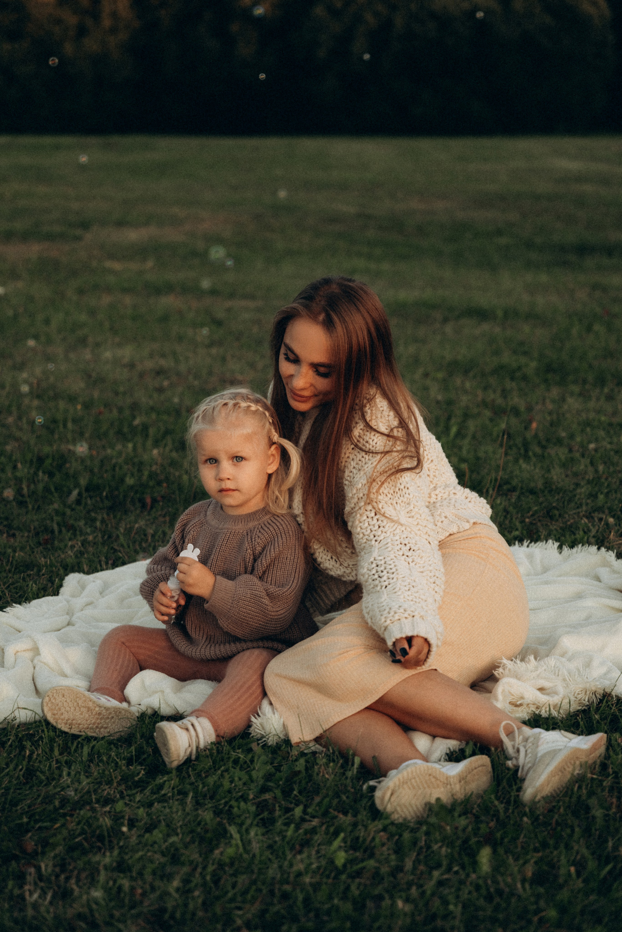 Катя и Сонечка. Фотограф Мария Миллс | Минск