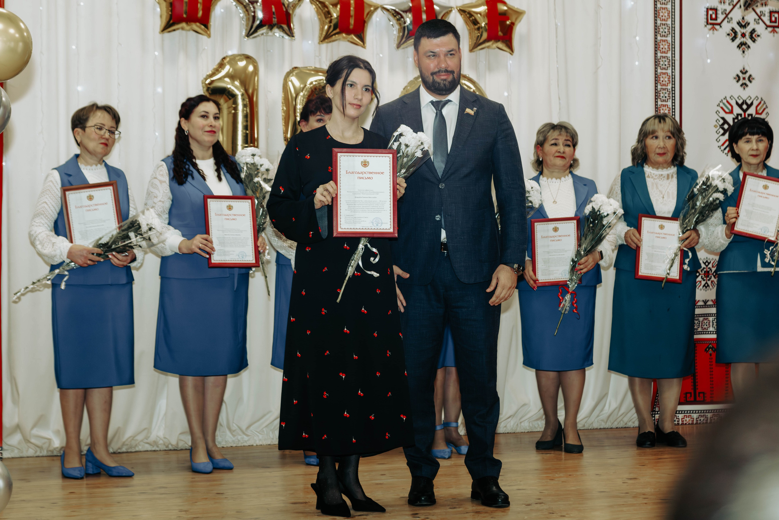 МБОУ «НОВОЧУРАШЕВСКАЯ СОШ». Фотограф г. Чебоксары Николай Фадеев