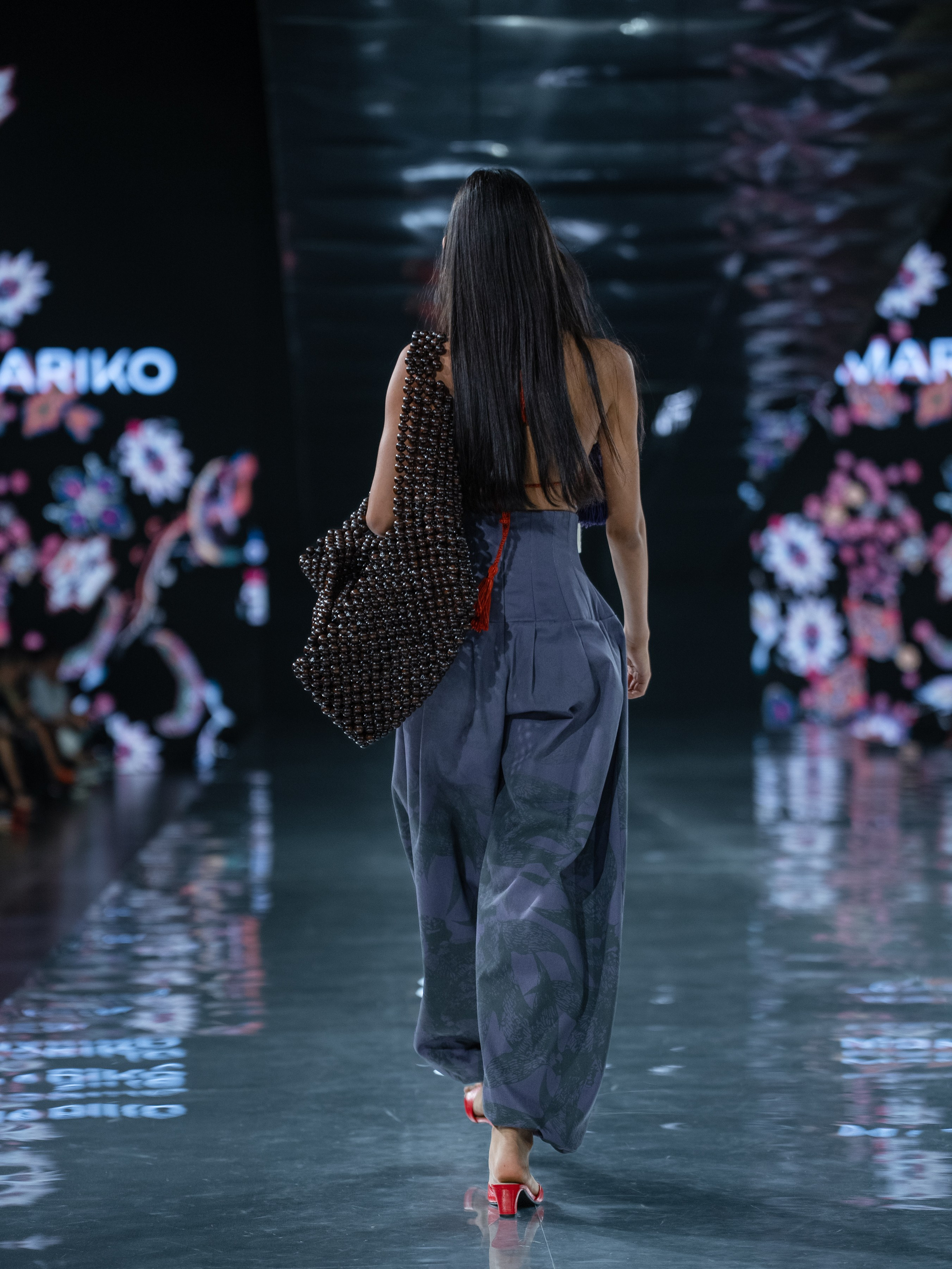Visa Fashion Week Pre-Fall Mariko. Сайт Алматинского НЮ АРТ, будуар и фэшн фотографа Дениса Карпенко