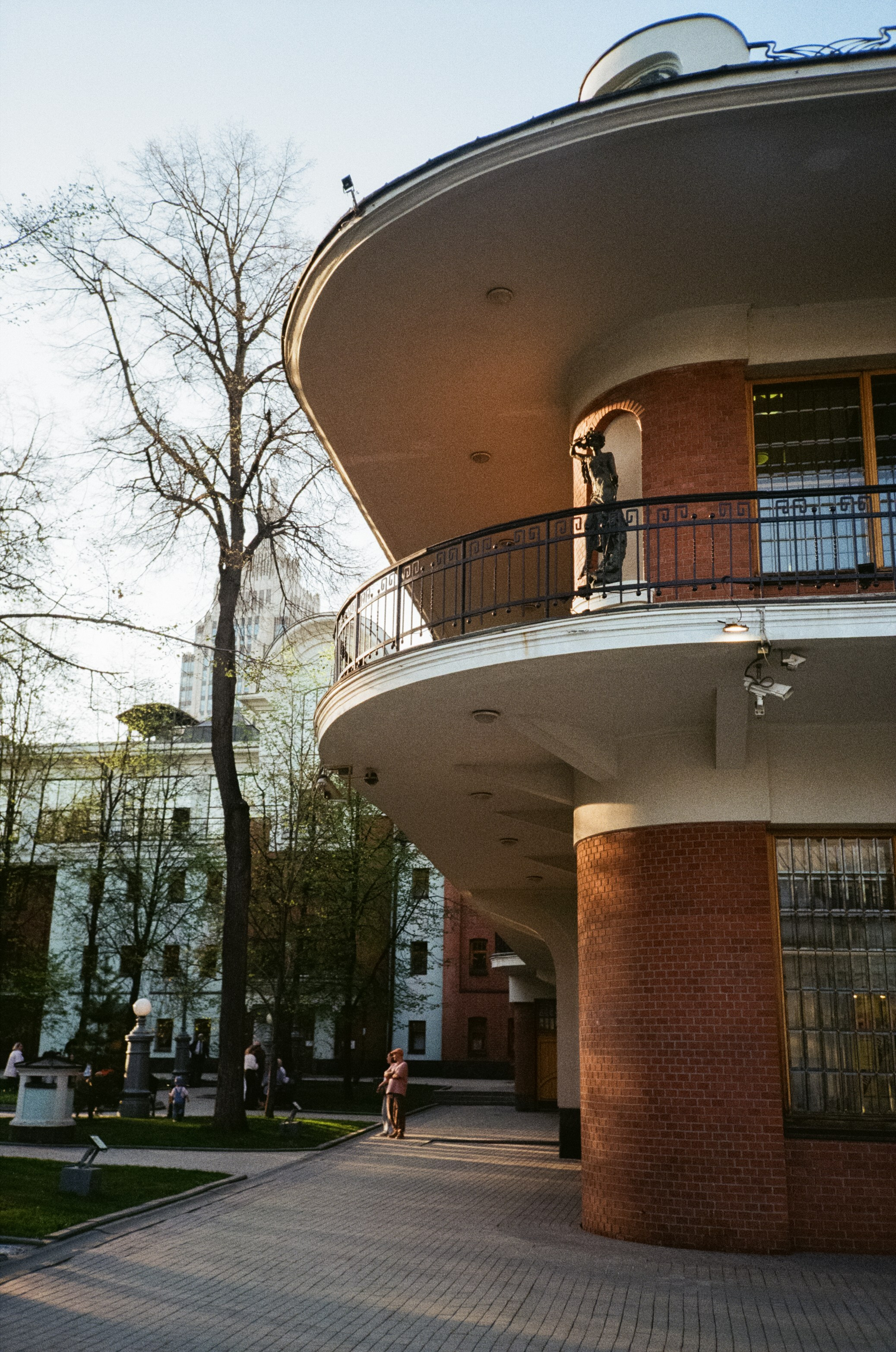 Малый Каретный, Петровка, Сад Эрмитаж | Konica Big Mini BM-301 Black | Kodak Color Plus 200