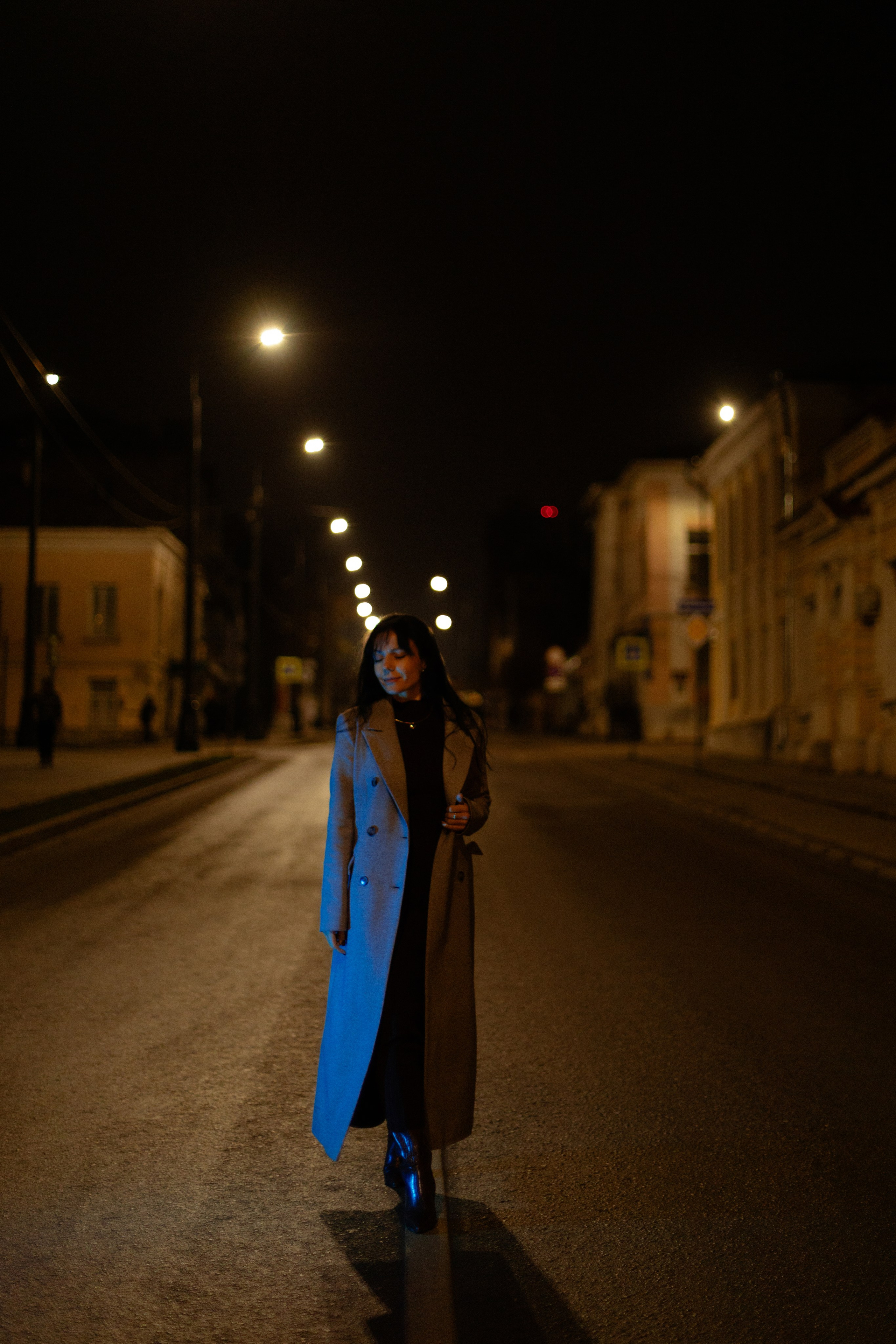 Светлана. Прогулка по ночному городу. Фотограф Мария Щеголькова. Чувственный женский портрет
