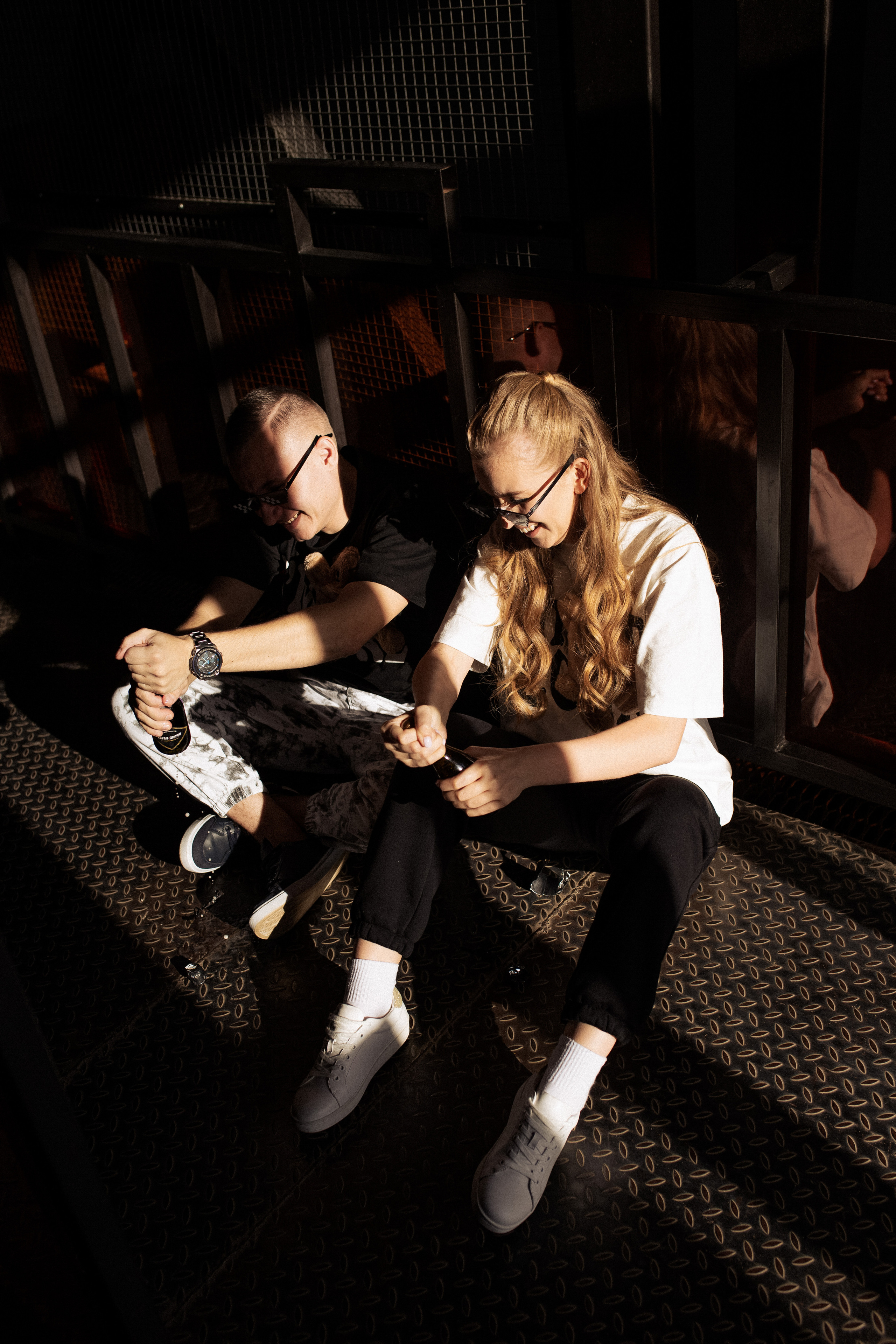 Необычная свадебная лавстори с шампанским. Индивидуальные и свадебные фотосессии | Донецк, Москва, Ростов-на-Дону