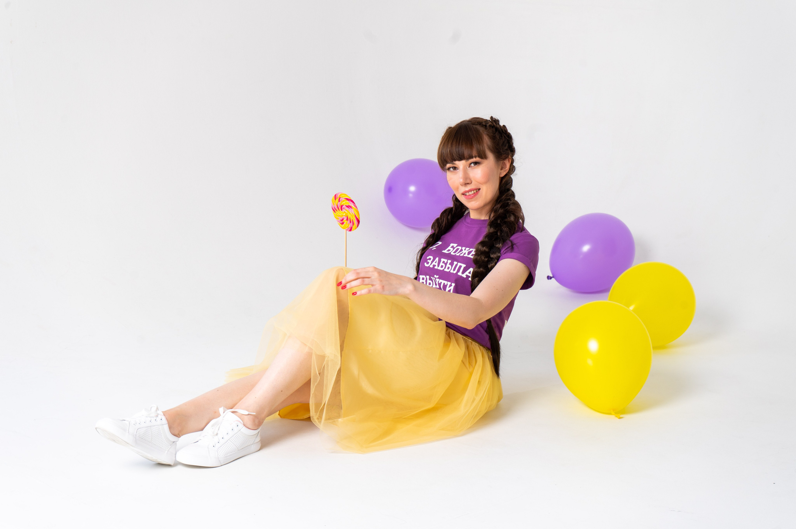 День Рождения фотосессия на циклорамме. Фотограф Екатеринбург Кокшарова Александра