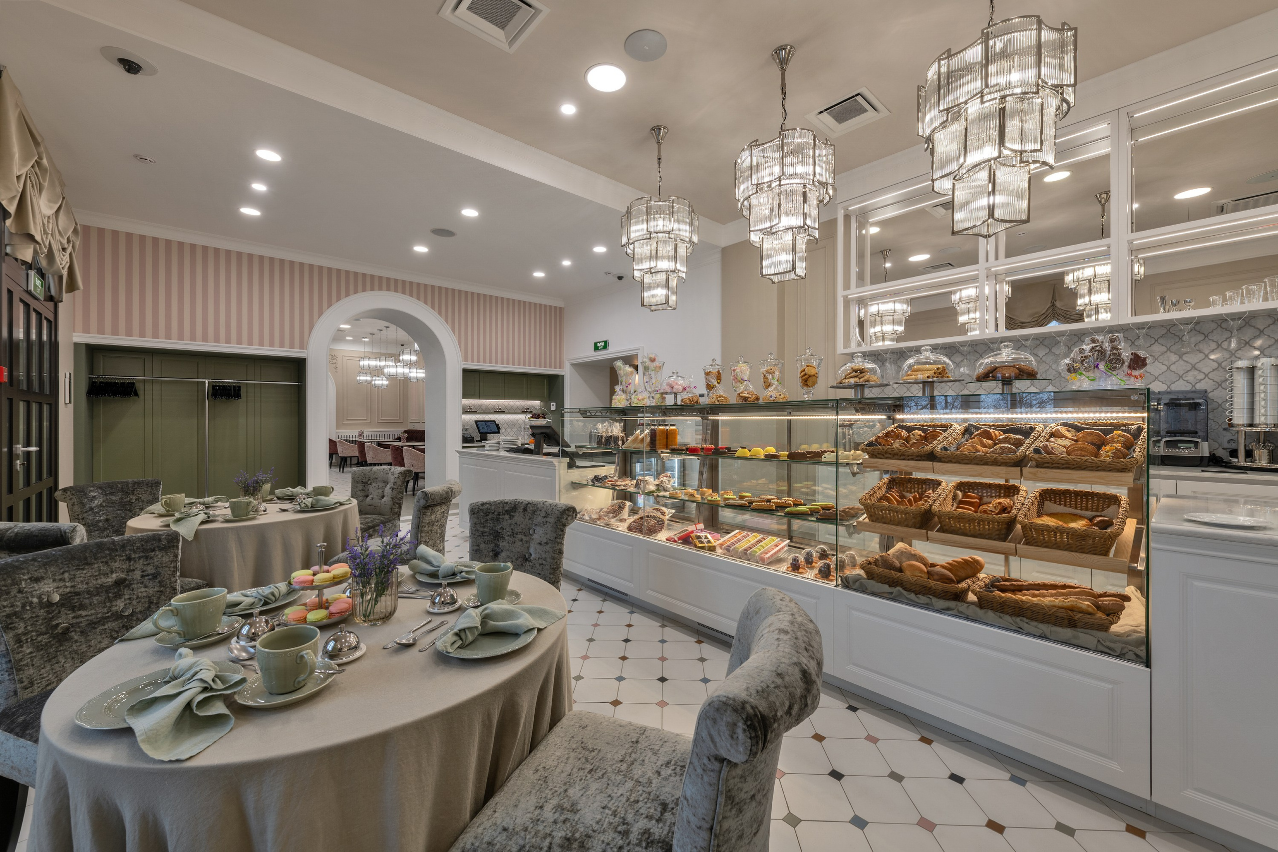 Отель «Ласточка» 5*. Фотосъёмка интерьеров и архитектуры гостиниц, промышленная съёмка