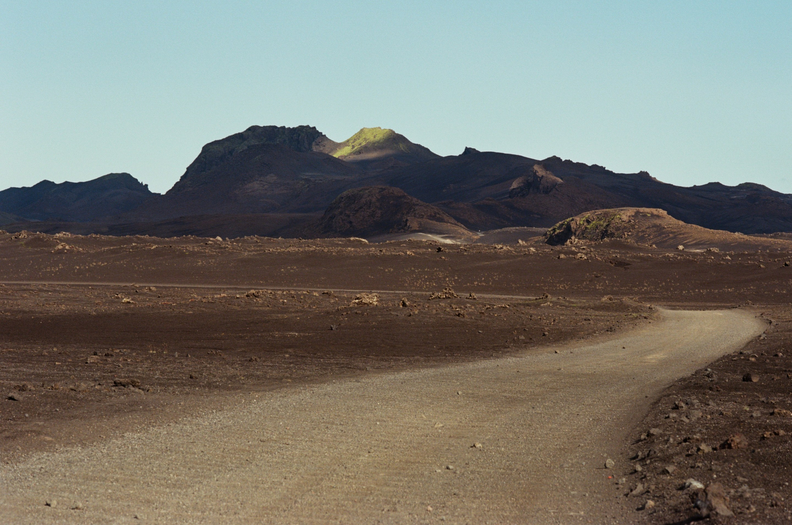 Visitor // iceland, f225 III. EVER EXPOSED