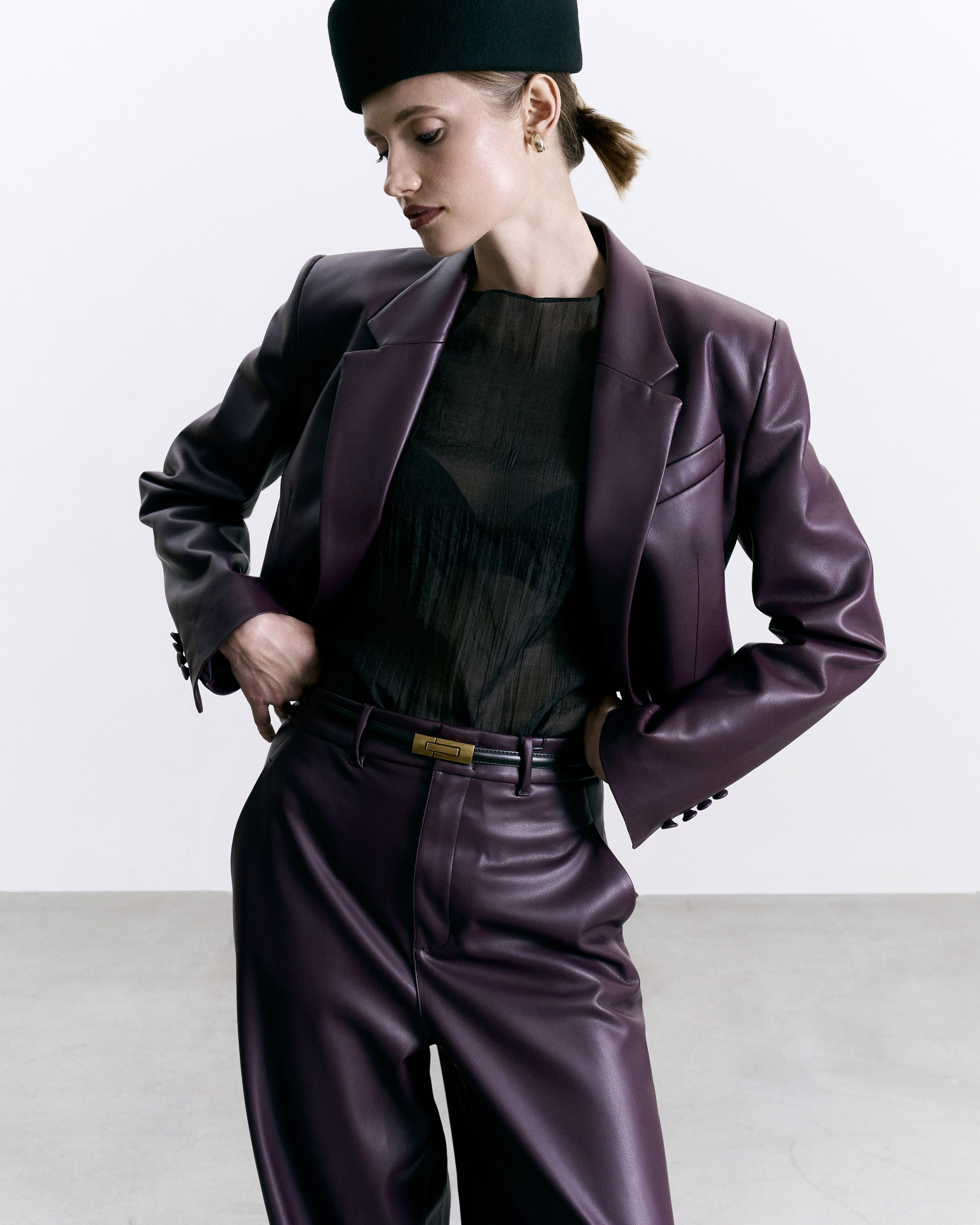 SUIT. Коммерческий фотограф в Москве Коновалова Ольга