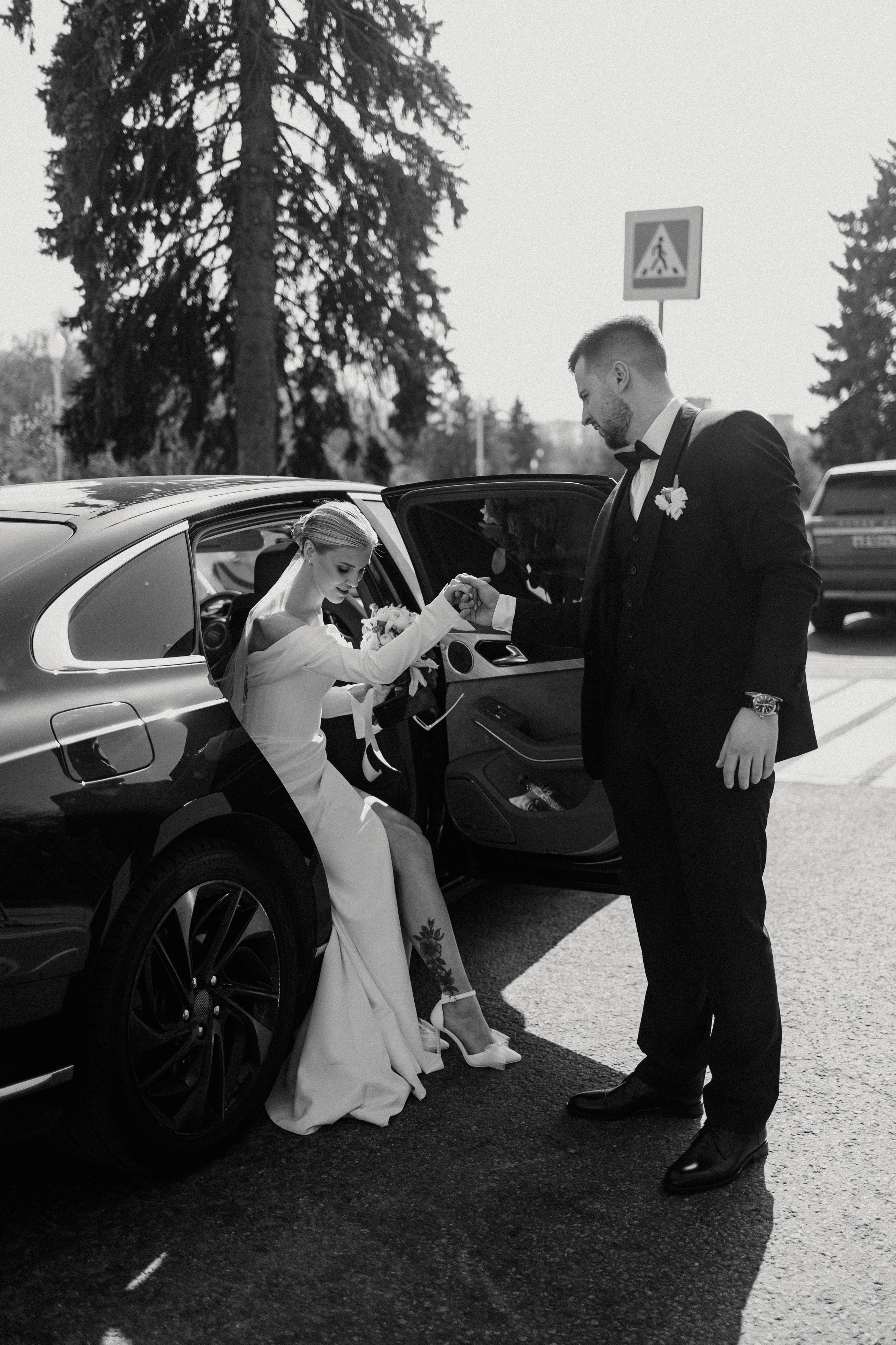 Свадебная фотосессия на стадионе Спартак. Свадебный фотограф в Москве. свадебная фотосессия Москва. Фотограф в Москве Валерия Рожкова