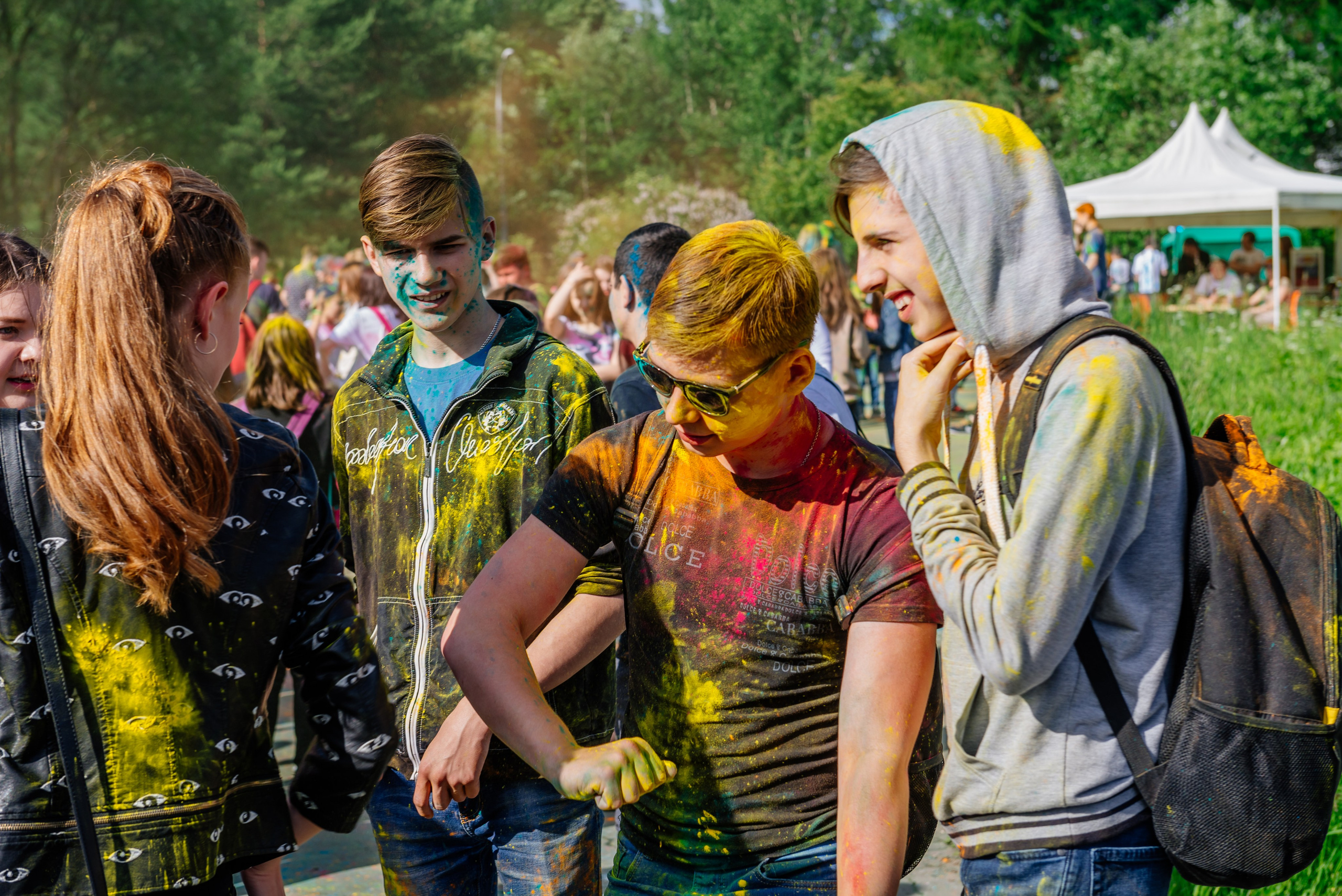 Фестиваль красок Holi. Москва, МО. Фотограф LANA STIL. Семейный, репортажный фотограф, студия. Женский, мужской портрет. Фотографирую территориально в г. Королев, Москва, МО