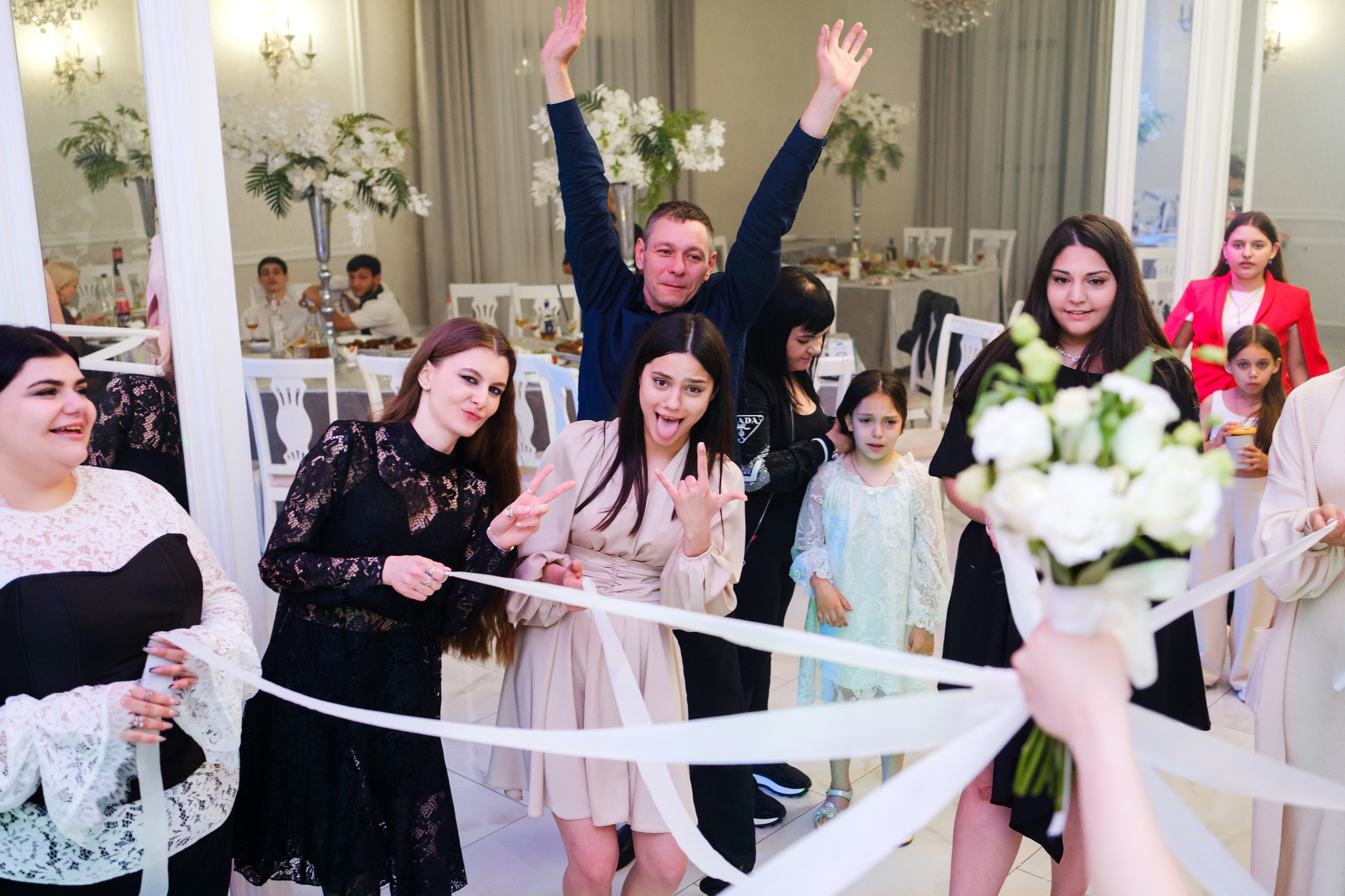 Тазабег и Диана. Свадебный фотограф | репортаж | праздники | крещение