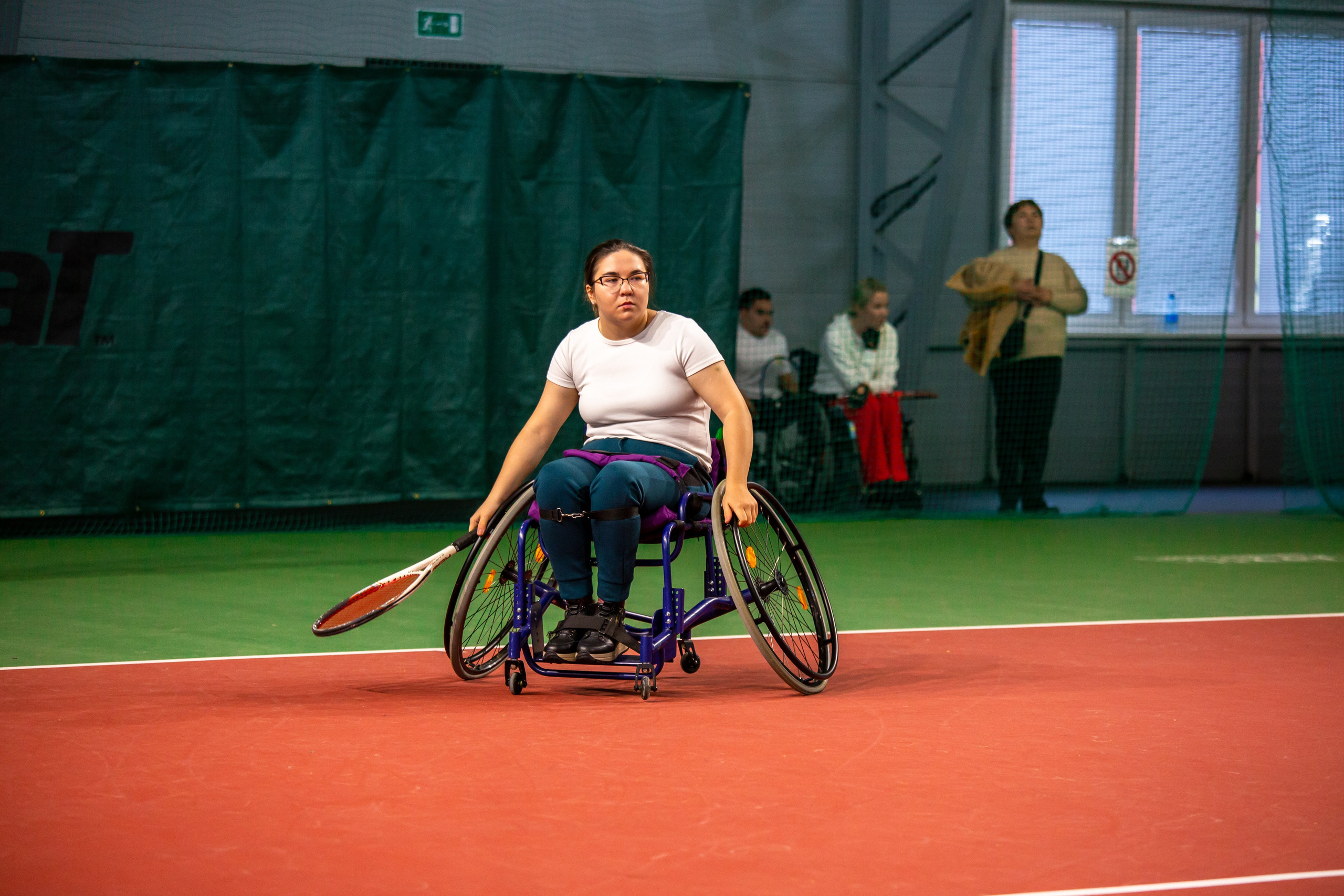 Турнир по теннису на колясках. Репортажный, семейный, свадебный, портретный фотограф