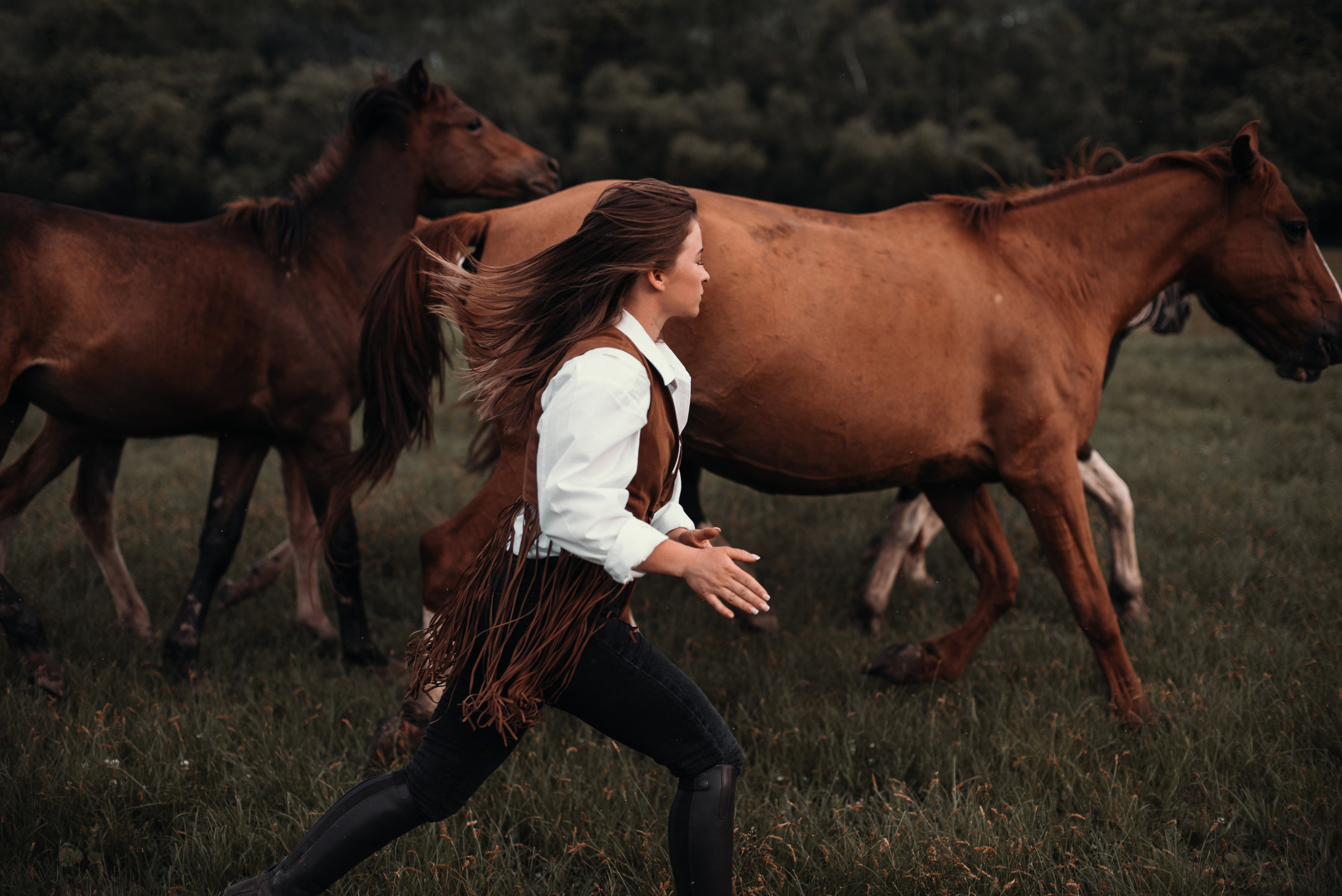 Конное: Катя и табун. Портфолио