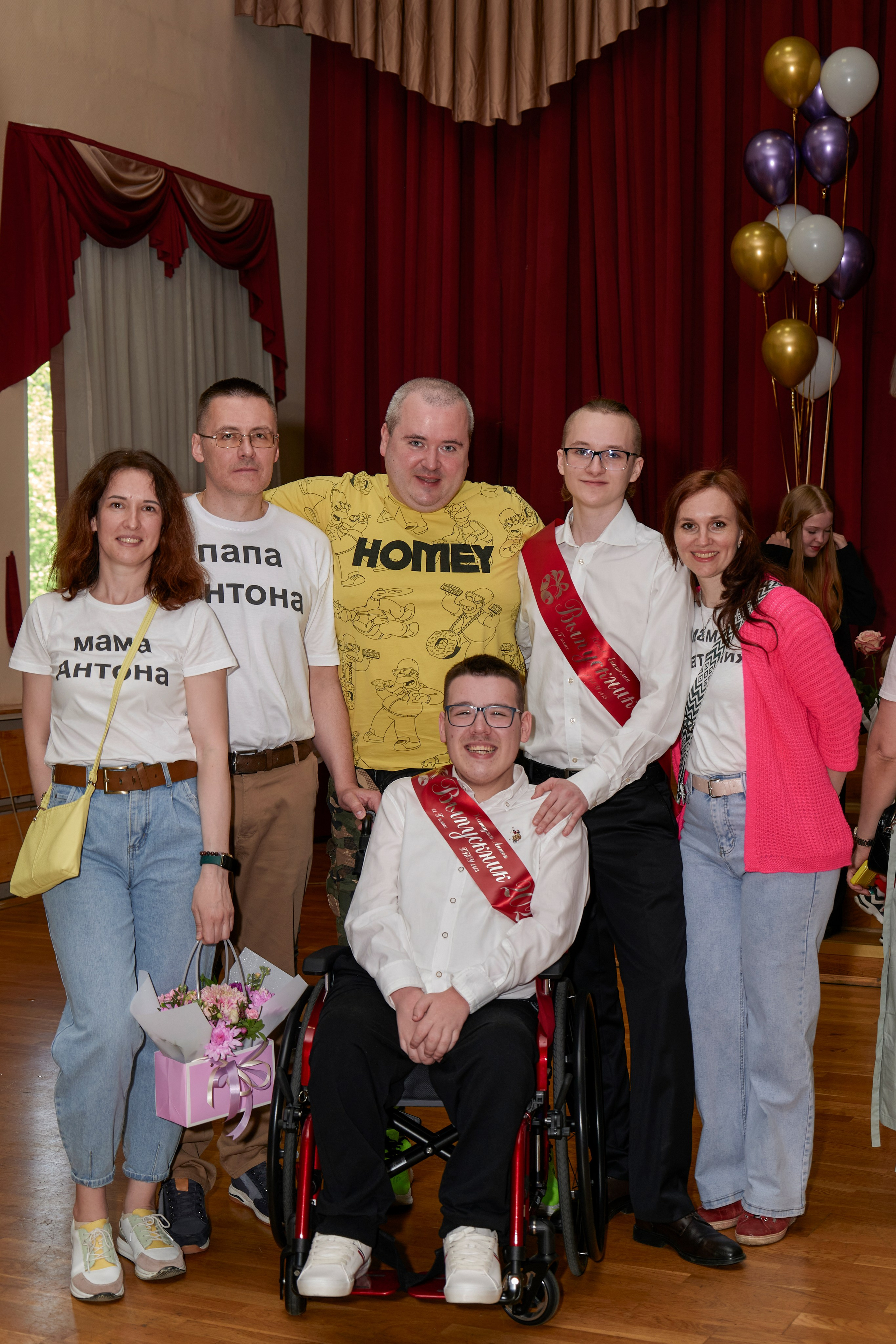Последний звонок школа 1413. Детский и семейный фотограф г. Москва Оксана Катаджи