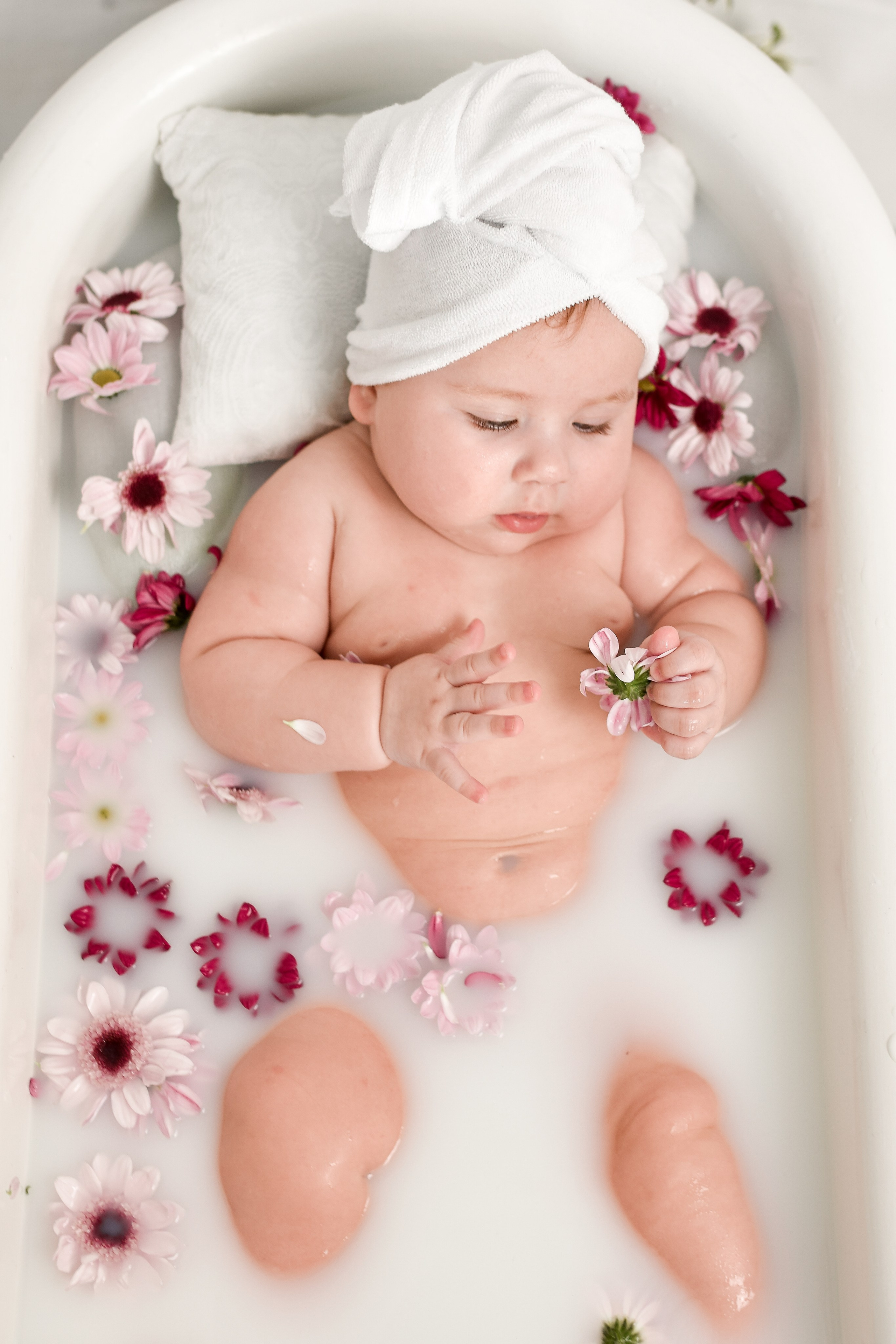 МОЛОЧНЫЕ ВАННЫ. Фотограф в Ялте Инна Найден. Детский и семейный фотограф