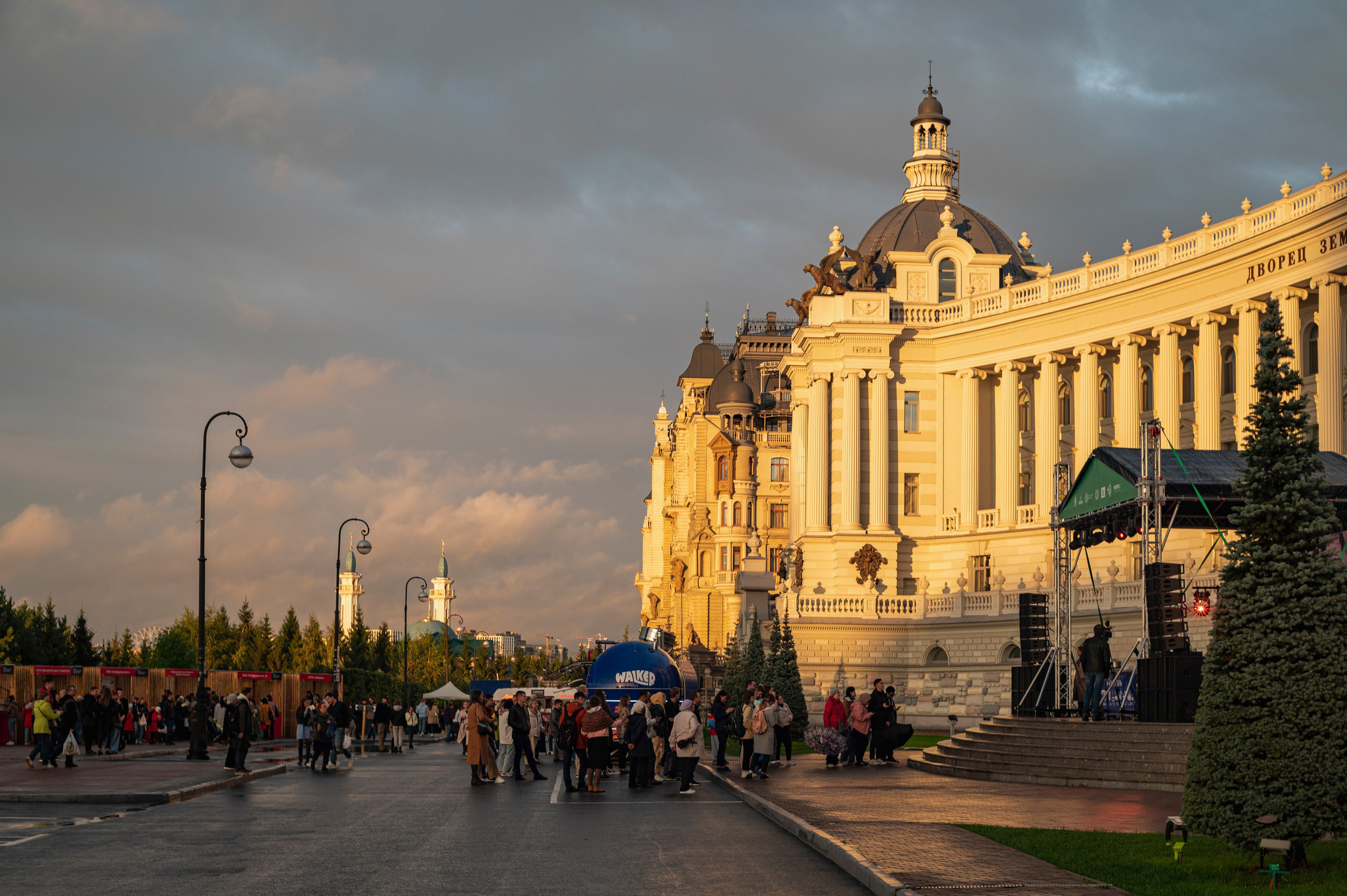 Казань. Сентябрь 2022. Фотограф Роман Адлер