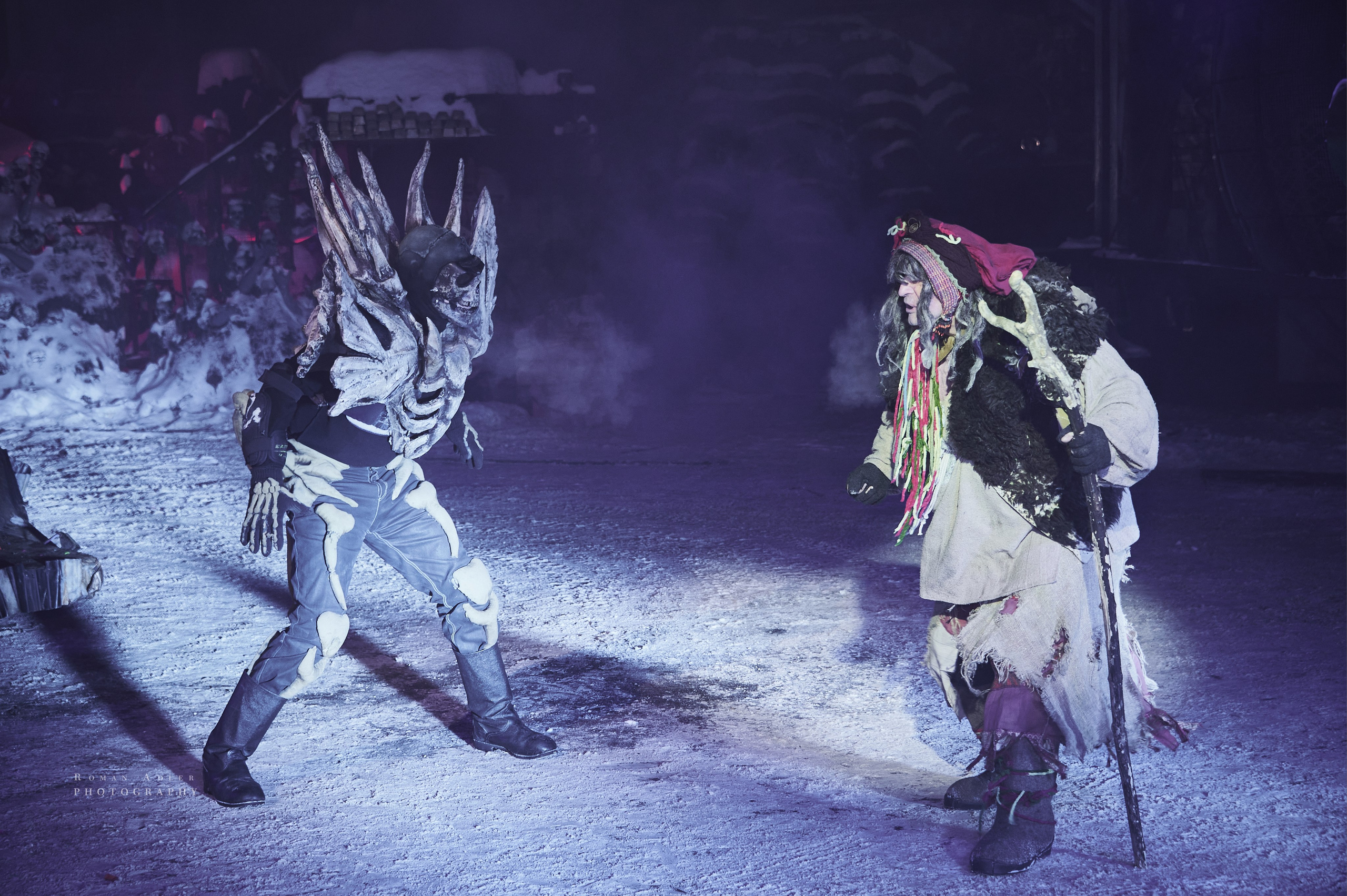 Новогодняя сказка от Ночных волков. Фотограф Роман Адлер