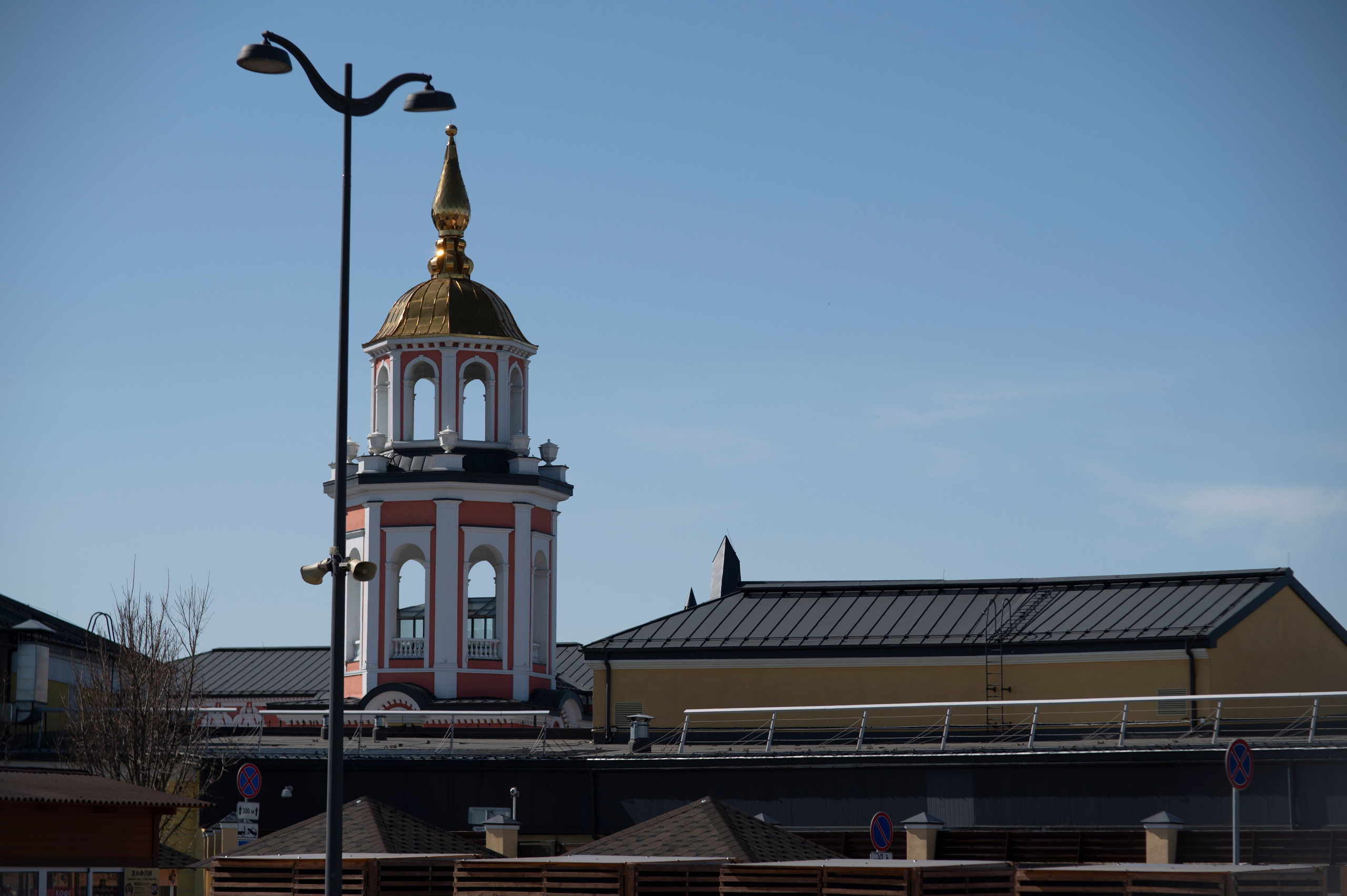 Фотопрогулка апрель 2022. Фотограф Роман Адлер