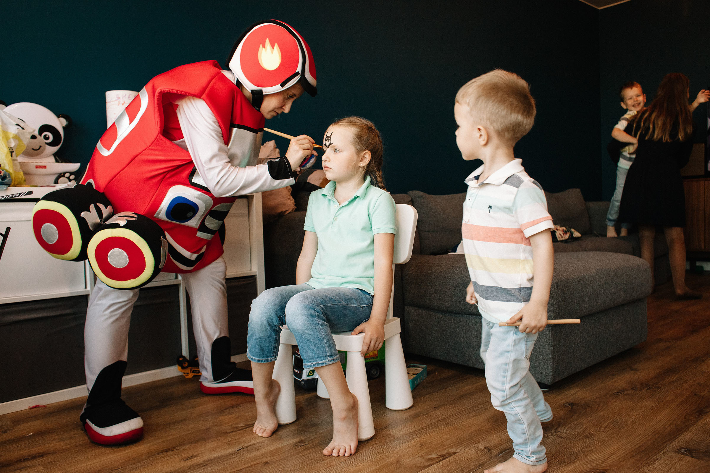 Стоимость услуг фотографа для репортажной фотосъёмки детских празднико. Семейный и свадебный фотограф в Майкопе Михаил Мартиросян