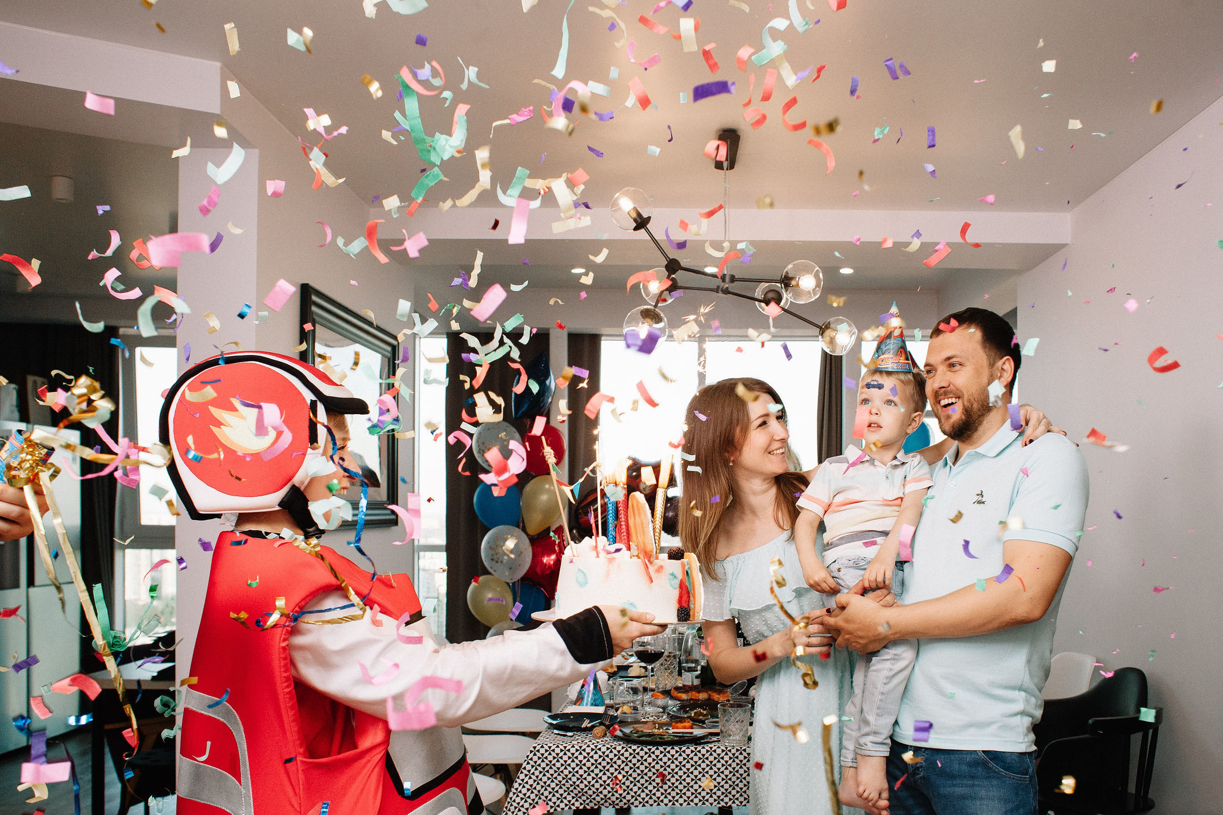 Стоимость услуг фотографа для репортажной фотосъёмки детских празднико. Семейный и свадебный фотограф в Майкопе Михаил Мартиросян