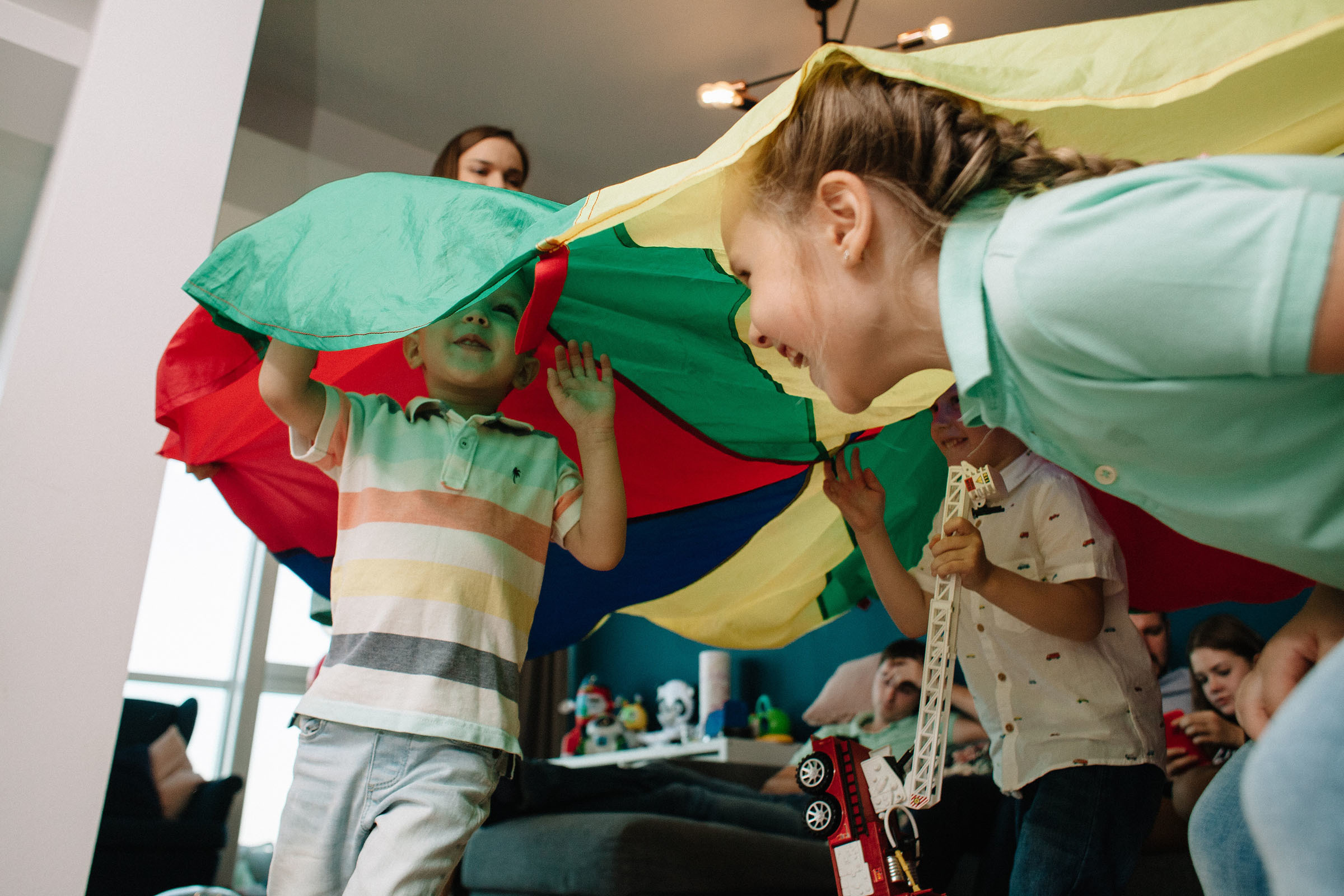 Стоимость услуг фотографа для репортажной фотосъёмки детских празднико. Семейный и свадебный фотограф в Майкопе Михаил Мартиросян