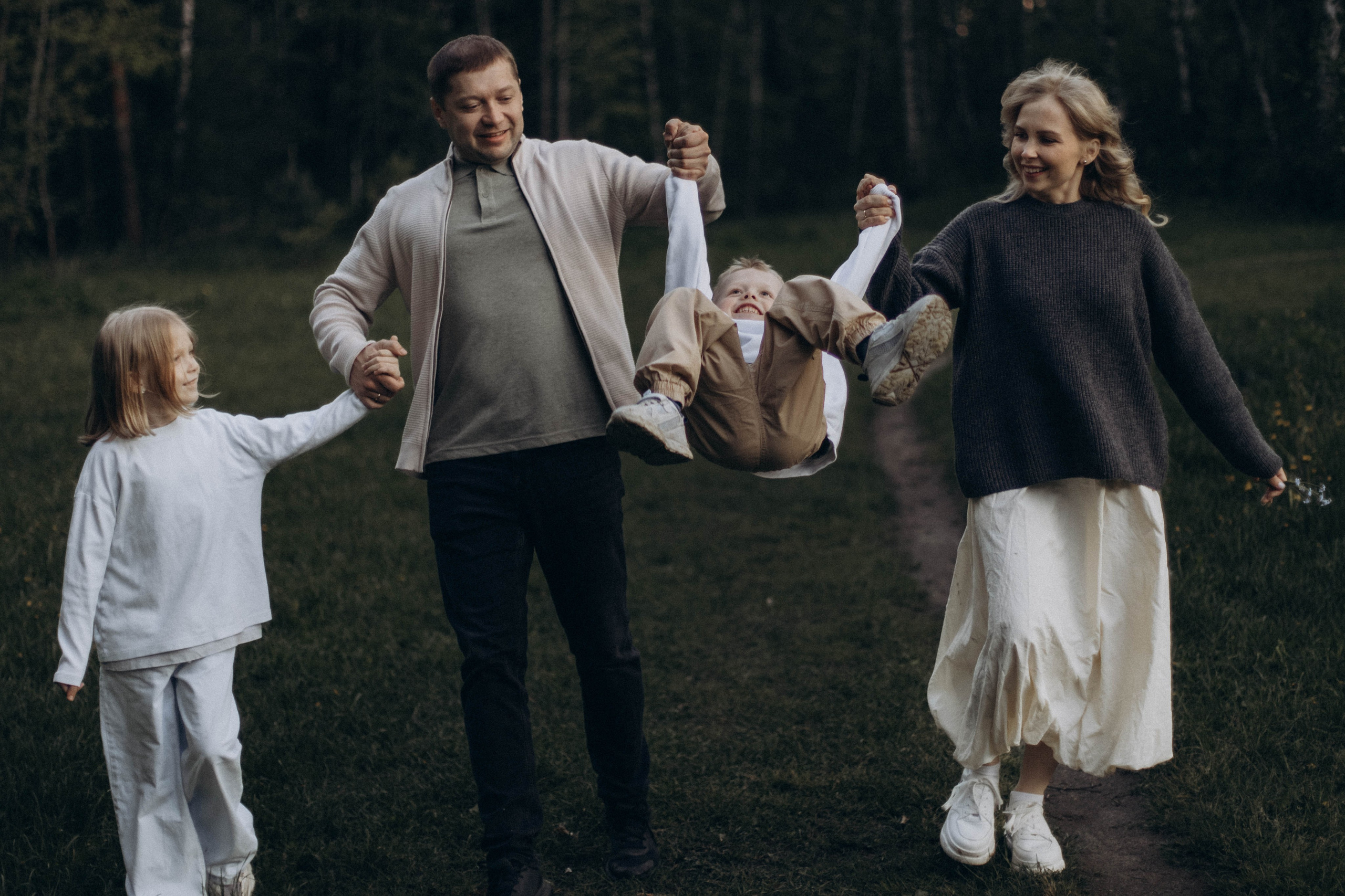 Кирилл, Катя, Полина и Артем. Семейный фотограф Москва Ирина Малышева