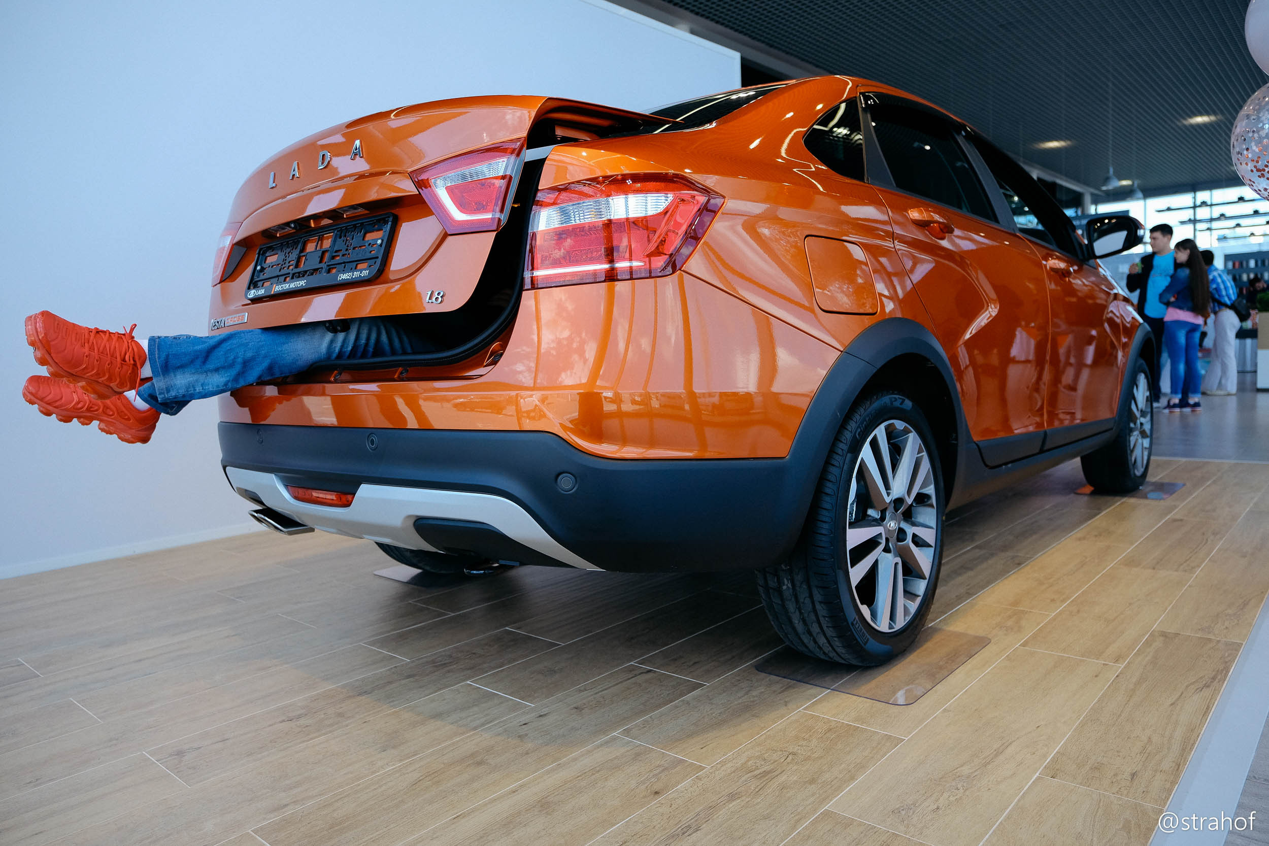 Дмитрий Страхов — репортажный фотограф Сургут. Дмитрий Страхов фотограф в Сургуте