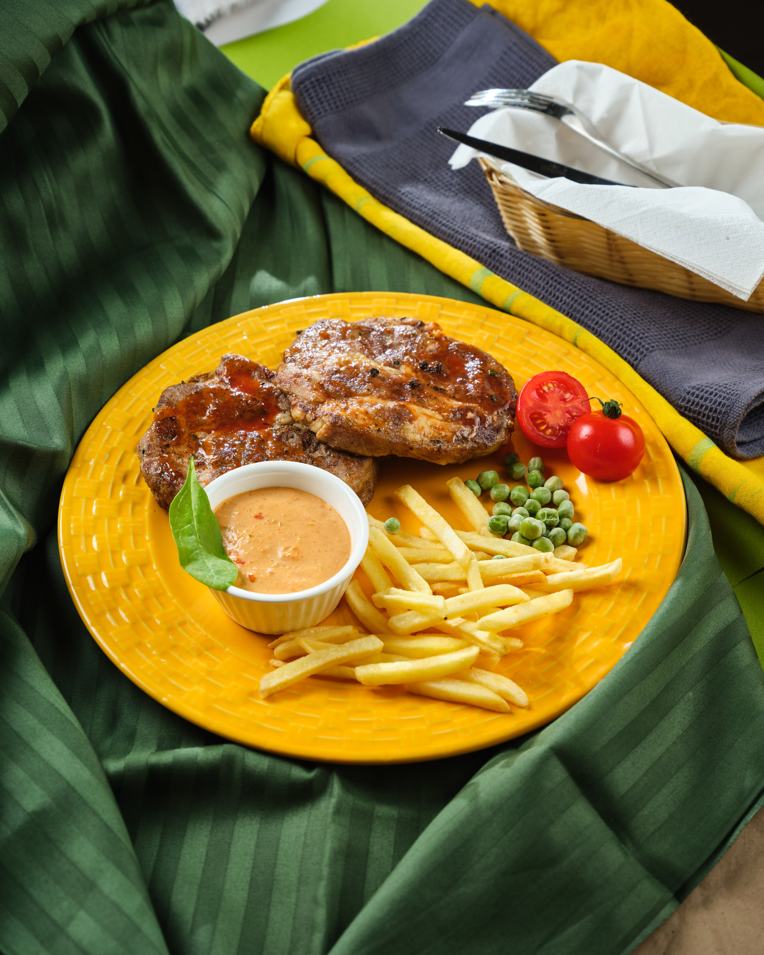 Дмитрий Страхов — фуд фотограф Сургут. Дмитрий Страхов фотограф в Сургуте