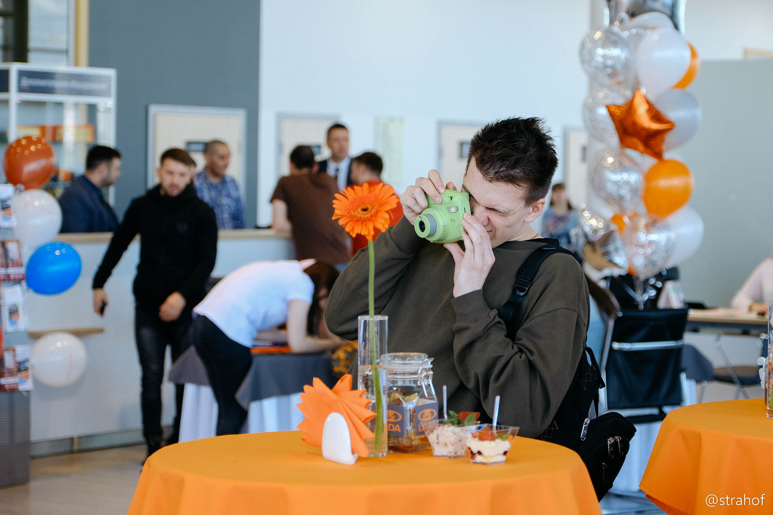 Дмитрий Страхов — репортажный фотограф Сургут. Дмитрий Страхов фотограф в Сургуте