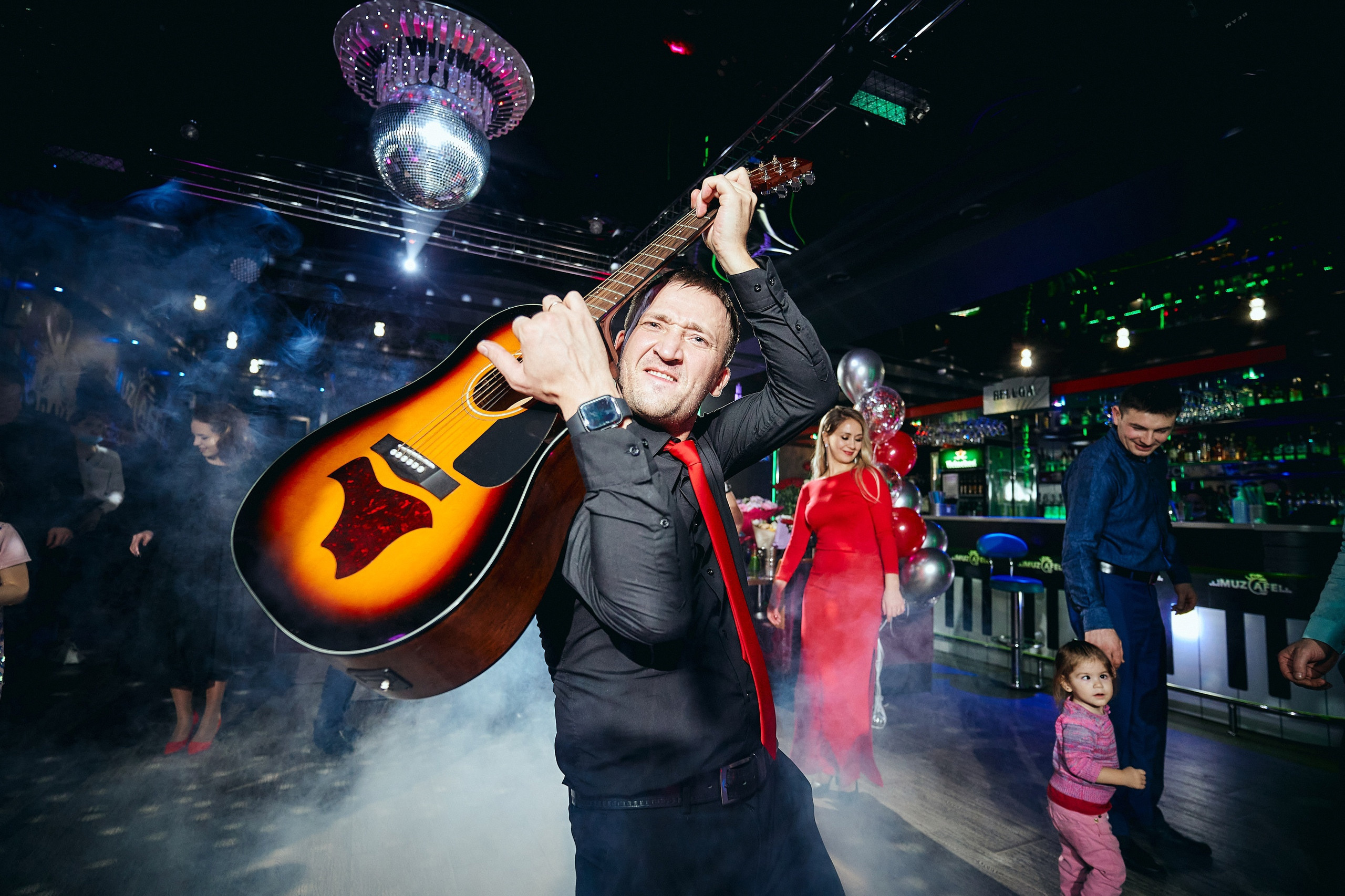 Дмитрий Страхов — репортажный фотограф Сургут. Дмитрий Страхов фотограф в Сургуте