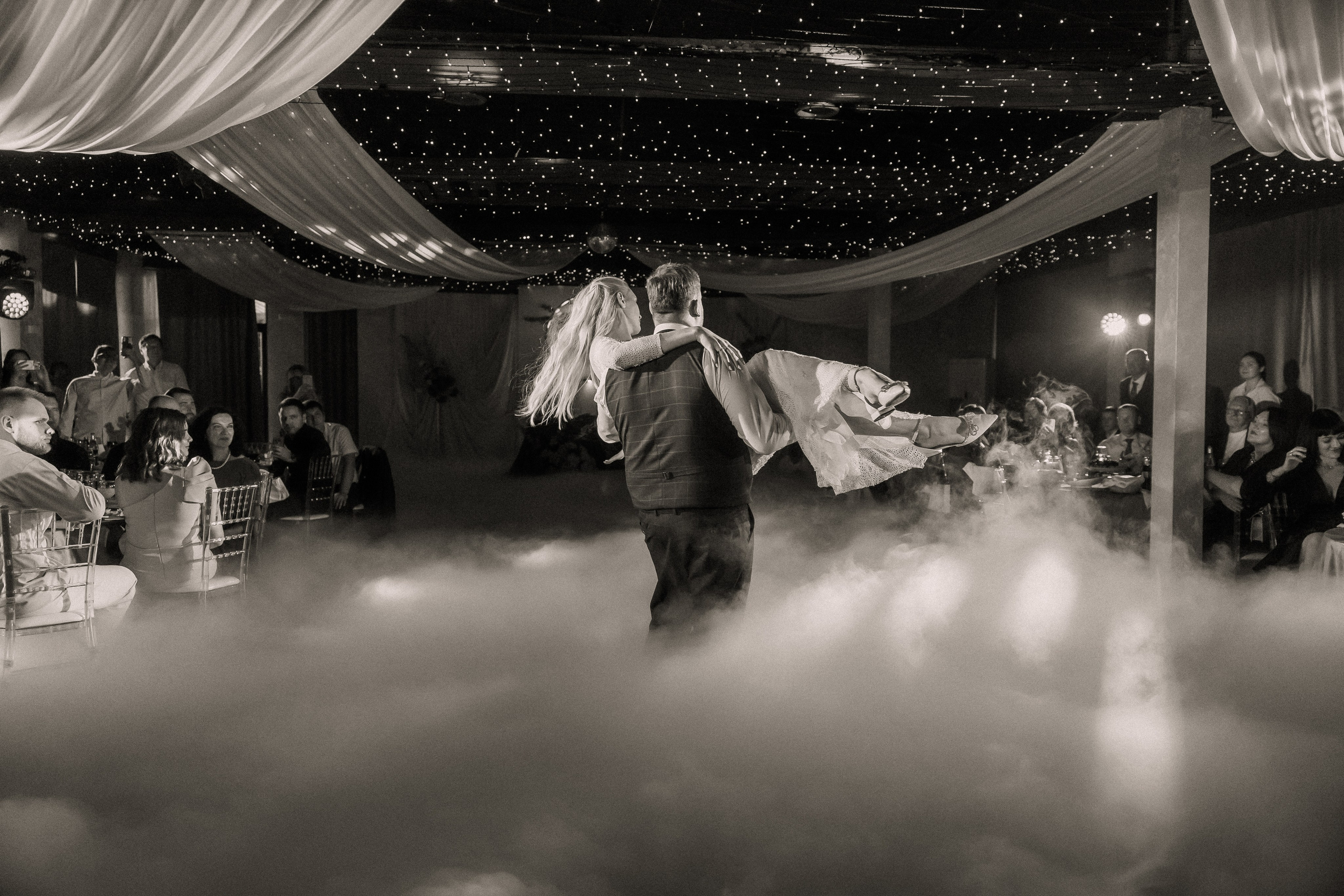 Даниил и Алина. Вечер любви. Свадебная фотография. Арина Рубах