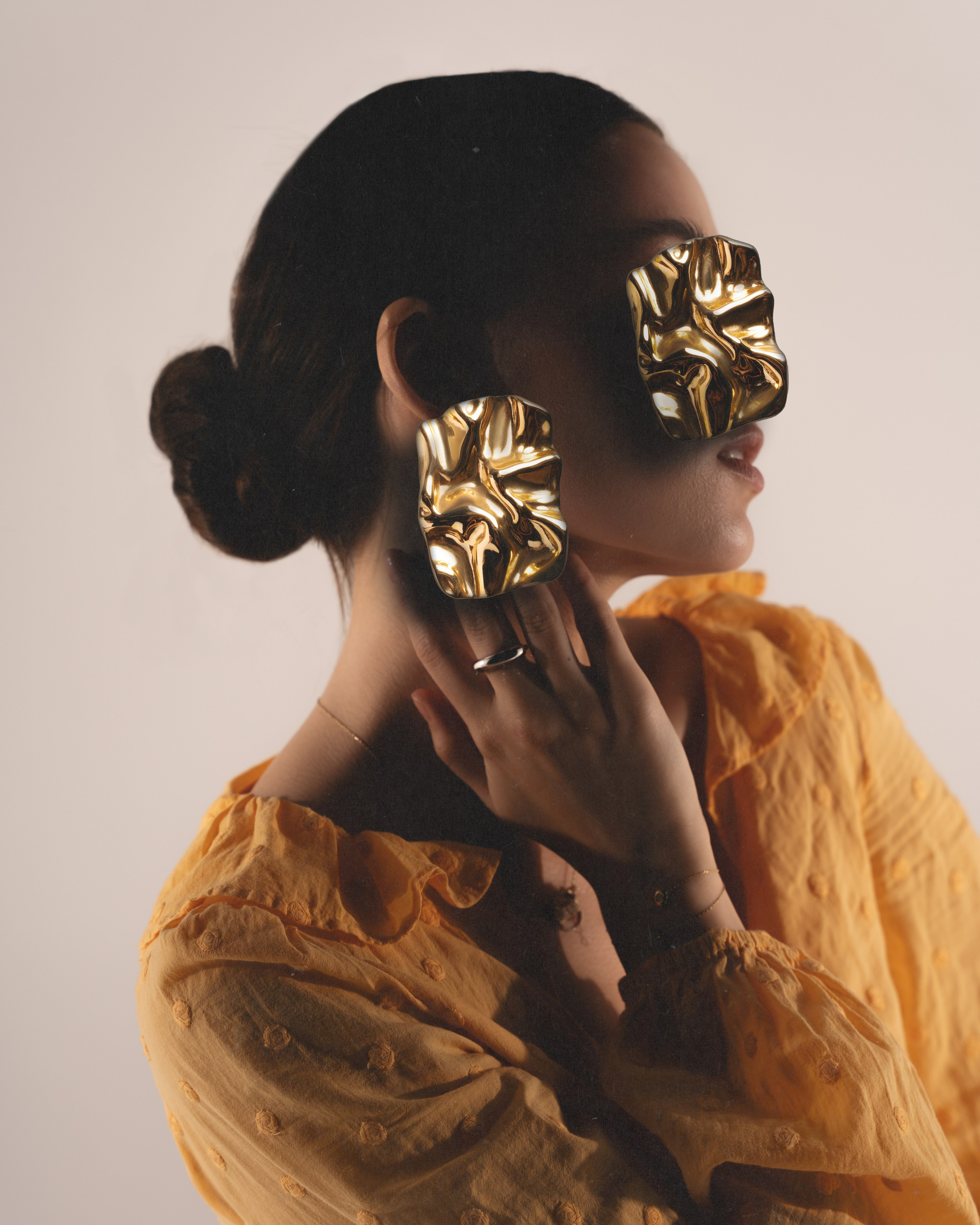 Yelle. Главная