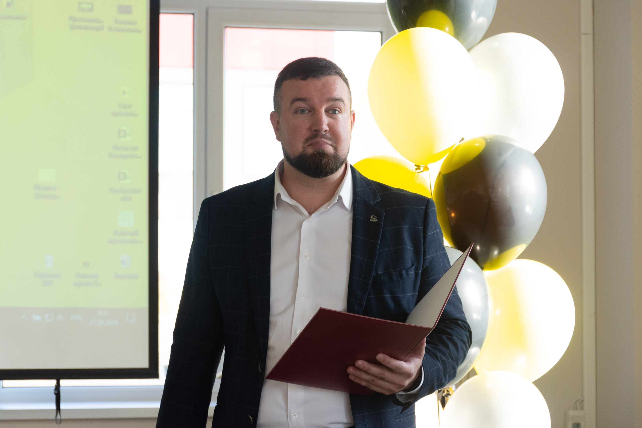 ЧКЗ Вручение благодарственных писем. Фотограф Максим Буряк