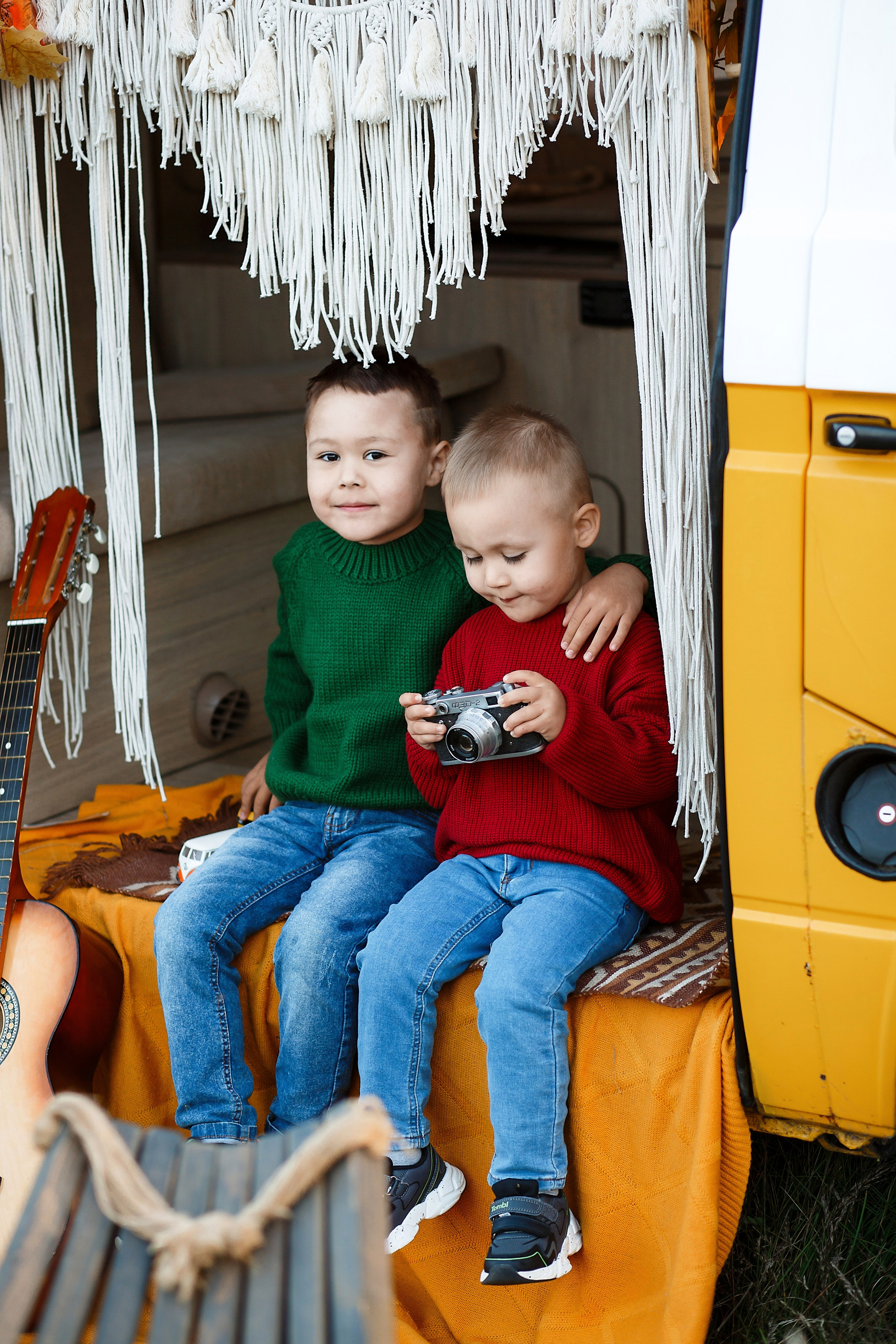 Желтый фургон. Семейный и детский фотограф в Стерлитамаке Разина Рахмангулова