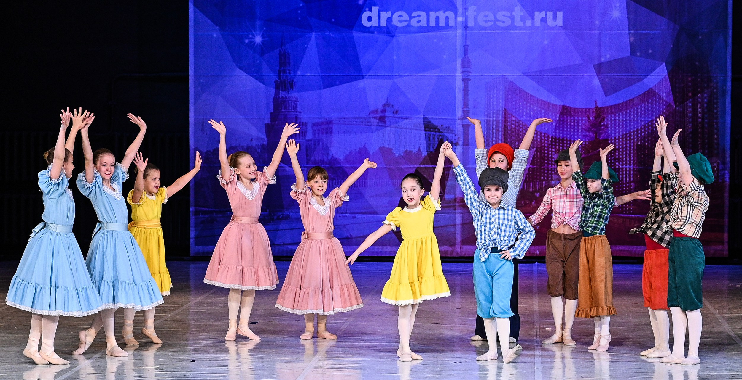 09.11.2024 «Московский Звездопад» Фестивальное движение «Шаг к мечте» г. Москва. Медиастудия Фото Концепт