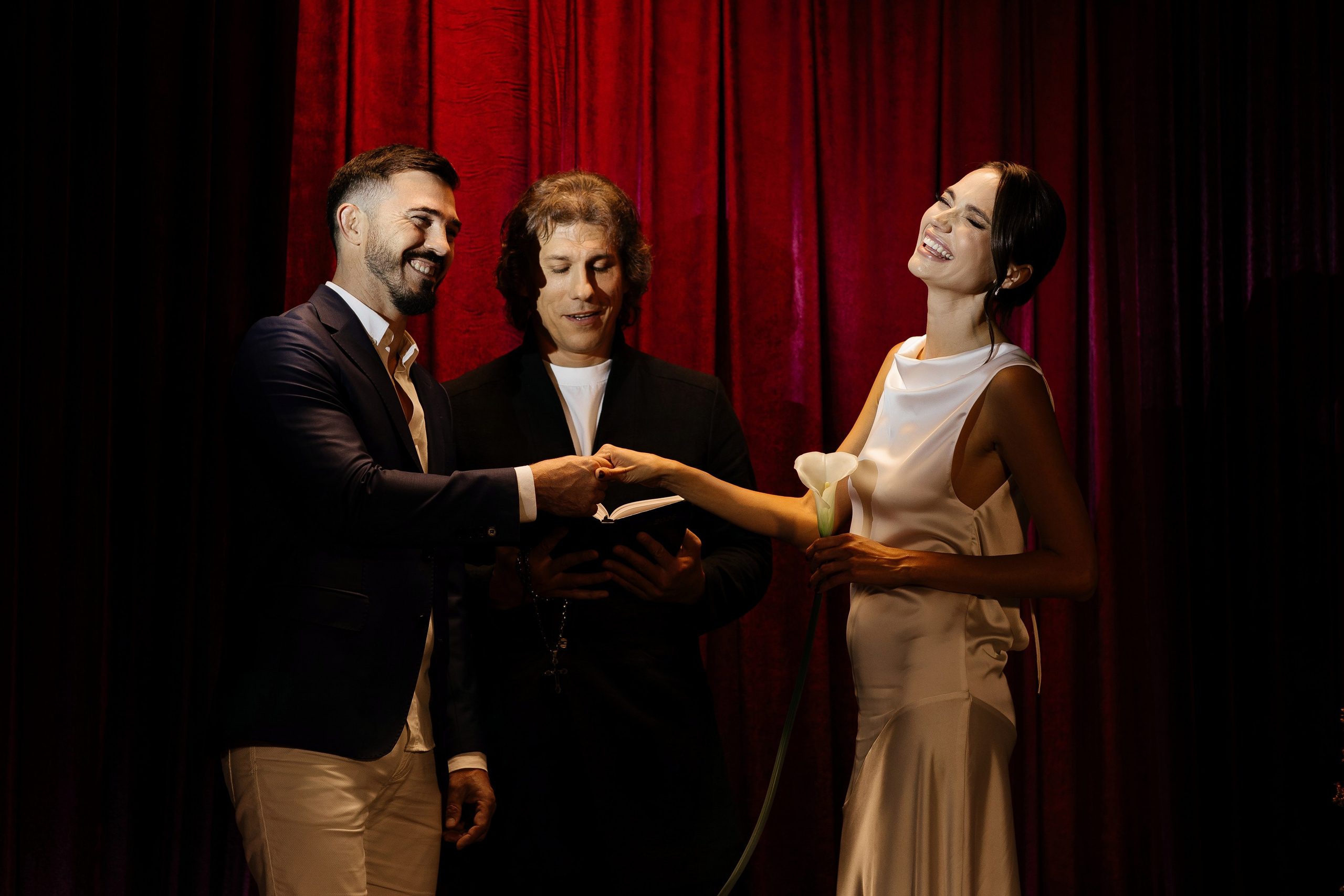 Red. Свадебный и семейный фотограф в Красноярске Сиско Ксения