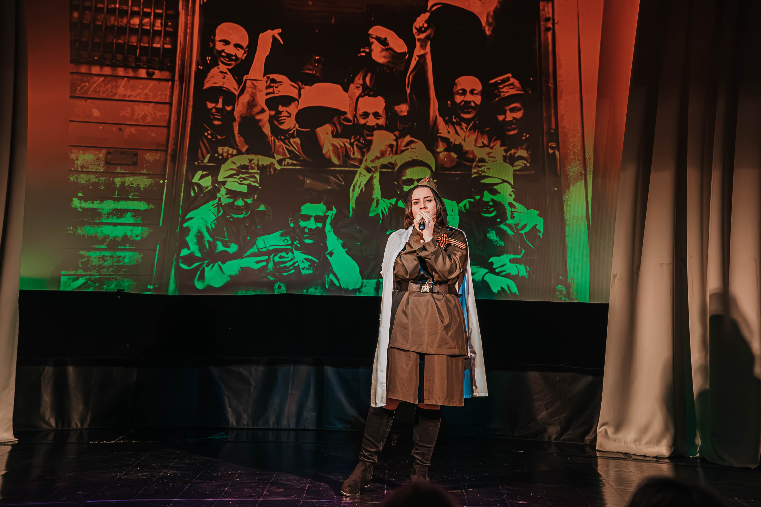 «Помним, гордимся, благодарим» ЦК г. Павловск. Фотограф Дарья Маташкова