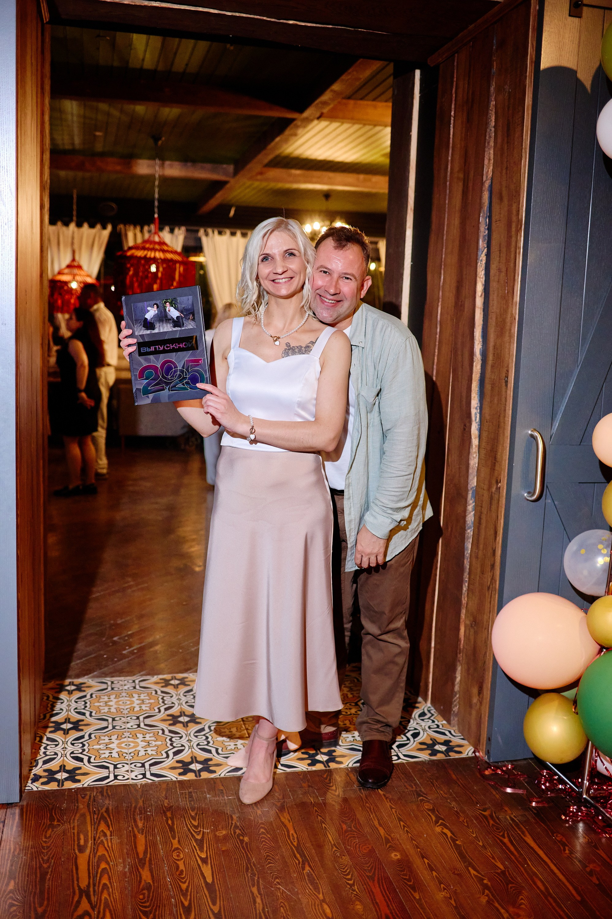 Выпускной 35 Сош. Фотограф Выпускные альбомы Таганрог Сергей Коробченко