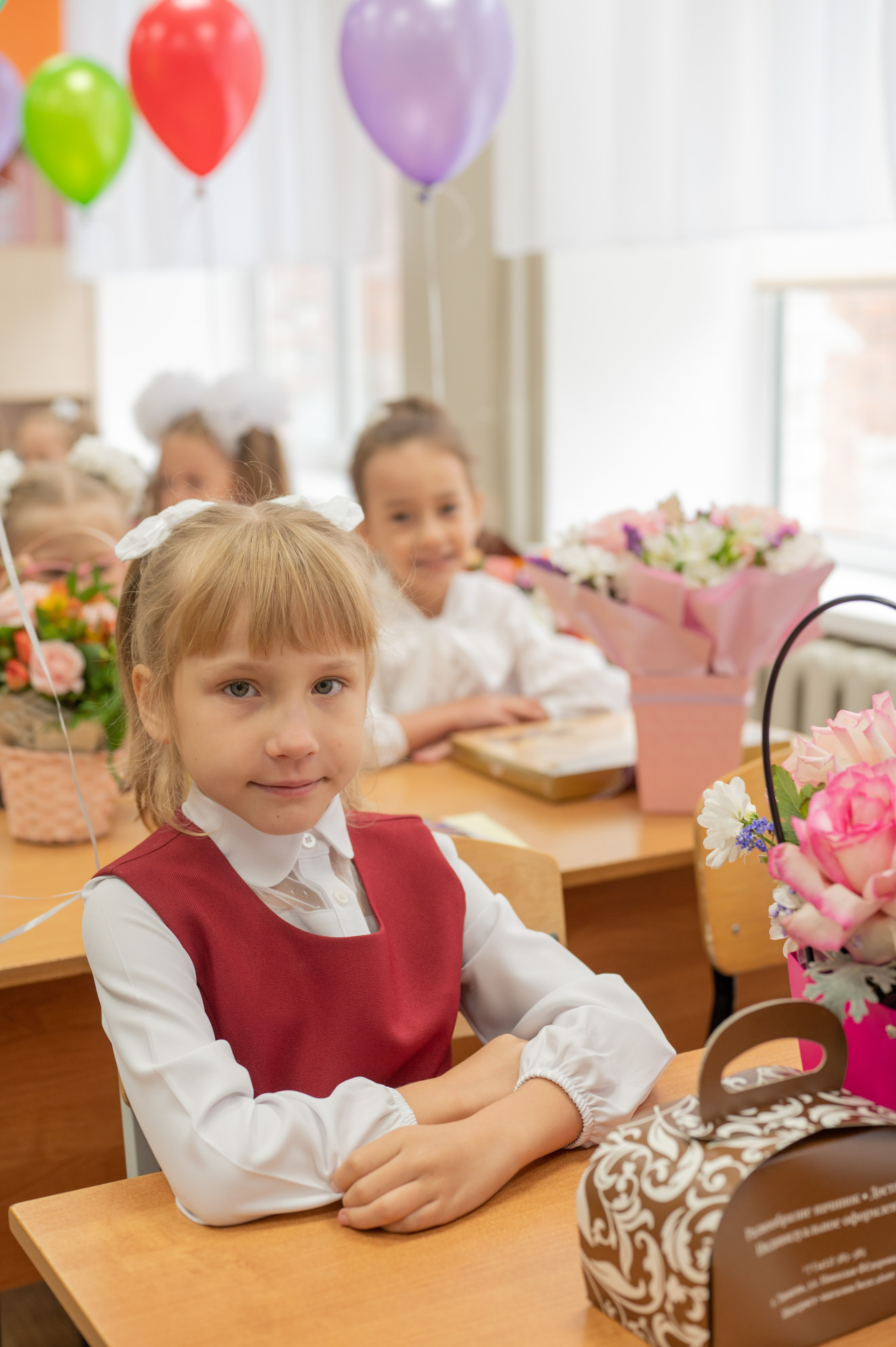 1 сентября 1 К 16 гимназия репортаж, линейка +в классе. Фотограф новорожденных, семейный детский в Тюмени Татьяна Морозова