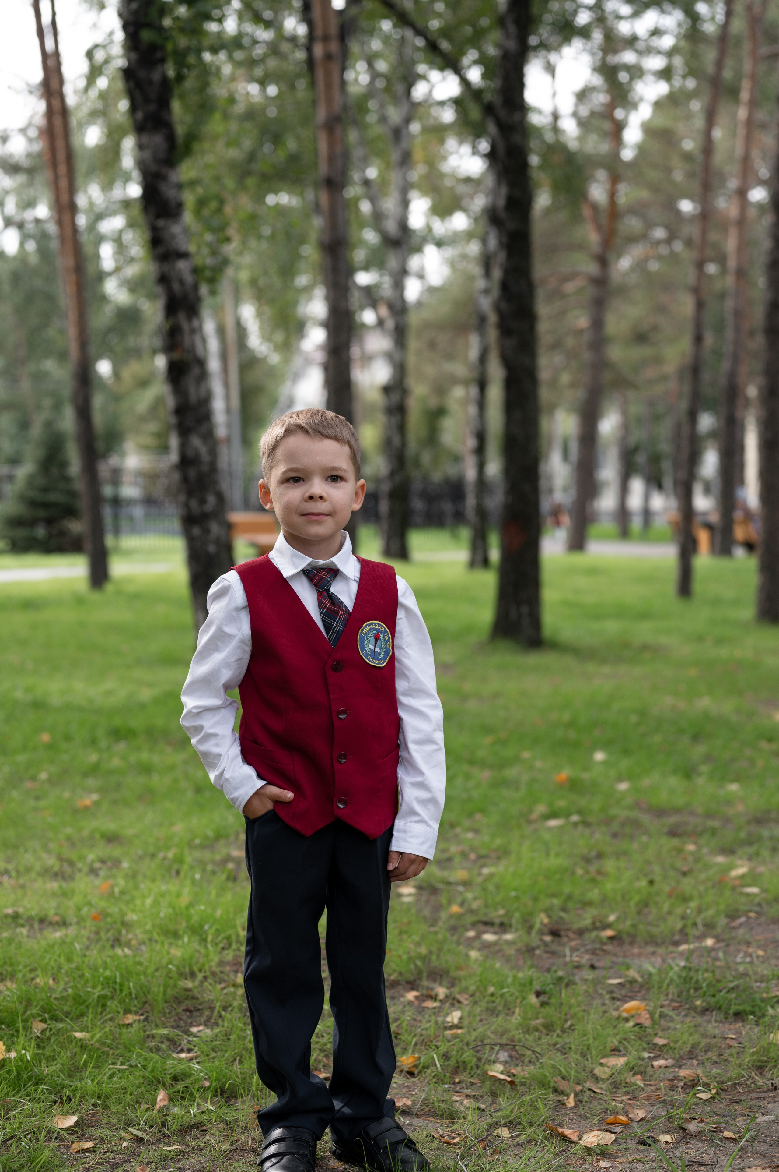 1 сентября 16 гимназия 2 класс (линейка + в классе+ на улице). Фотограф новорожденных, семейный детский в Тюмени Татьяна Морозова