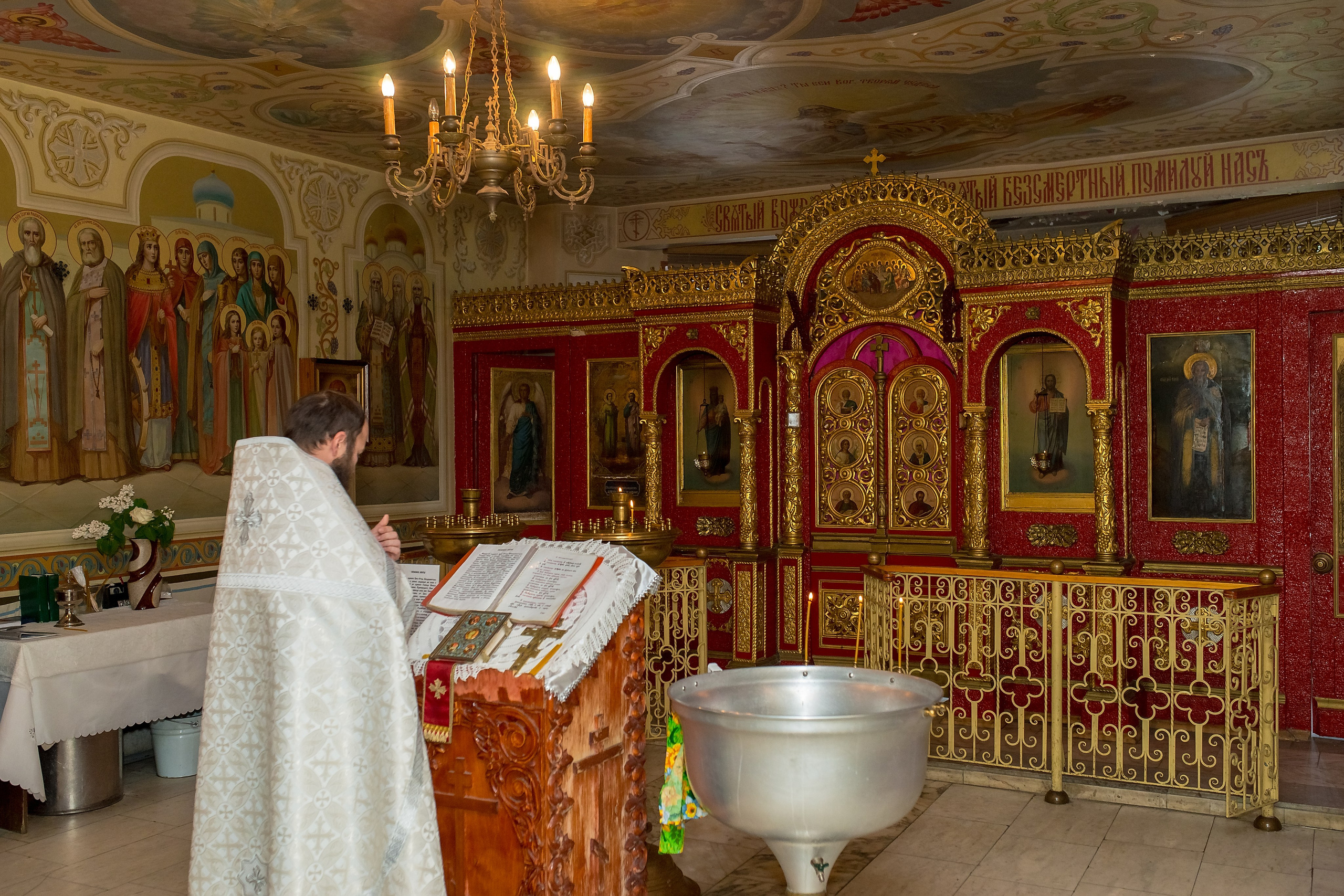 Крещение в Тропарёво. Фотограф Владимир Артамонов