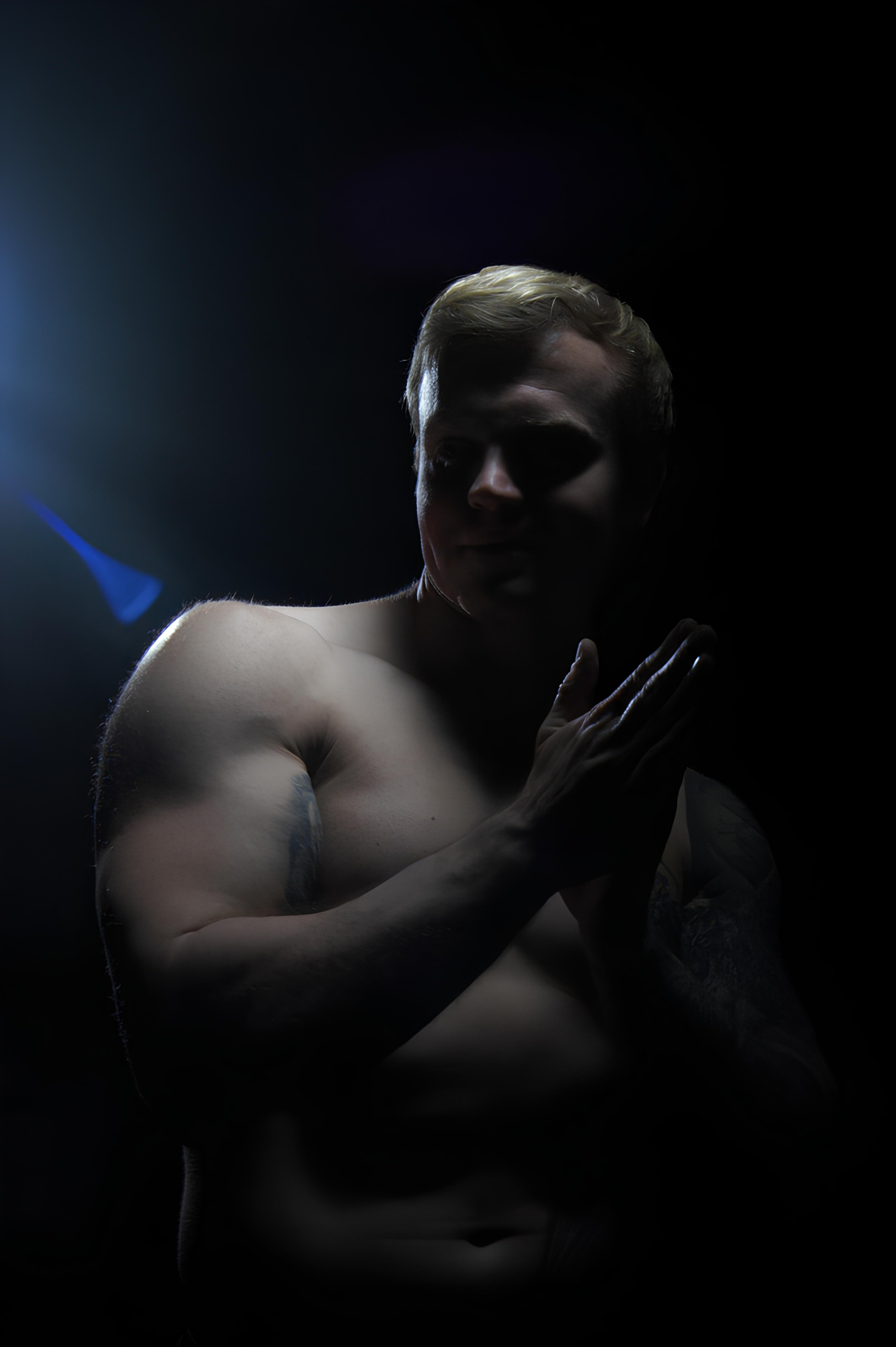 «Спортсмен ЧБ». Фотограф в Санкт-Петербурге — фотопрогулки и фотосессии