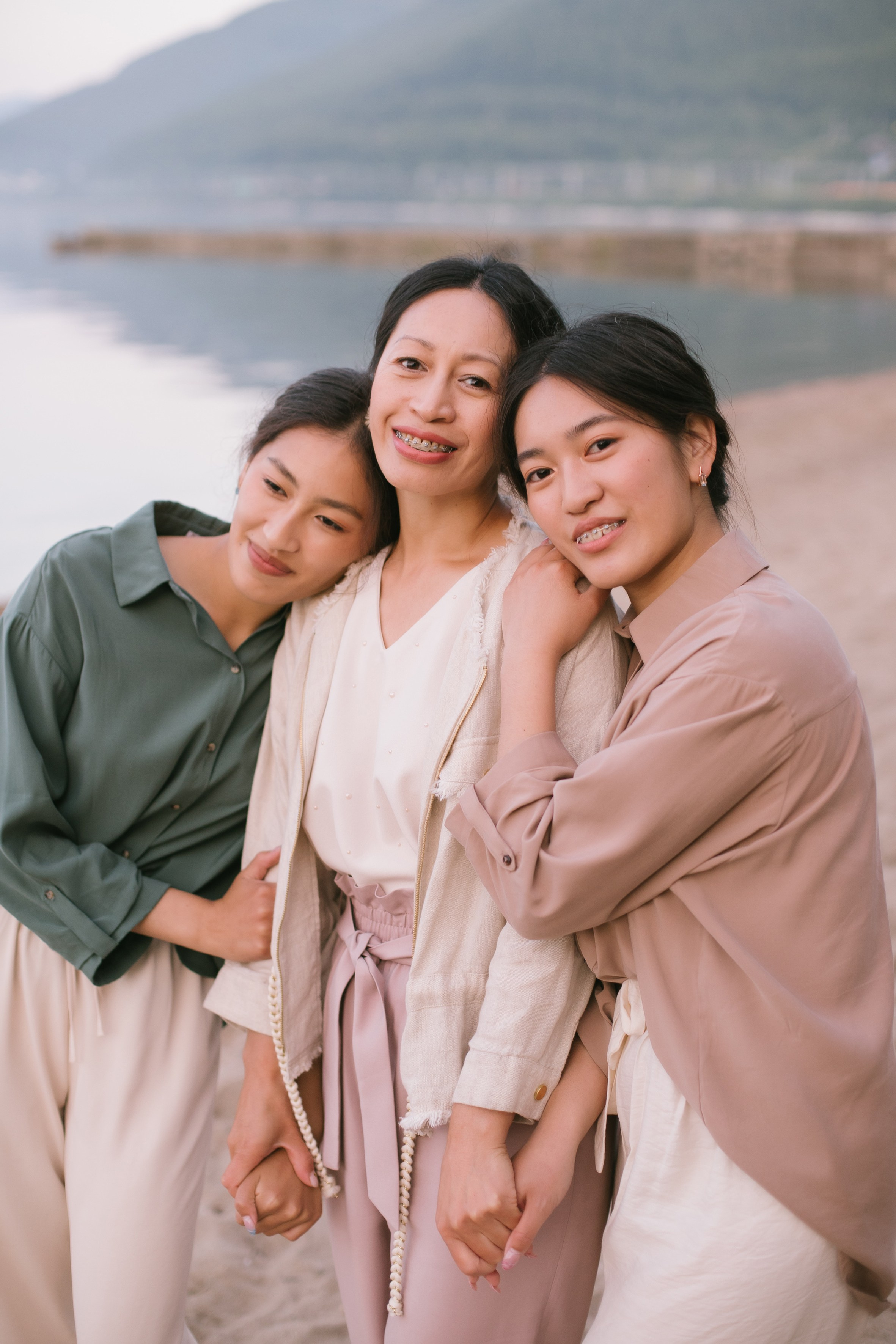 Семейная прогулка на берегу Байкала. Фотограф Наталья Кургина Слюдянка Иркутск