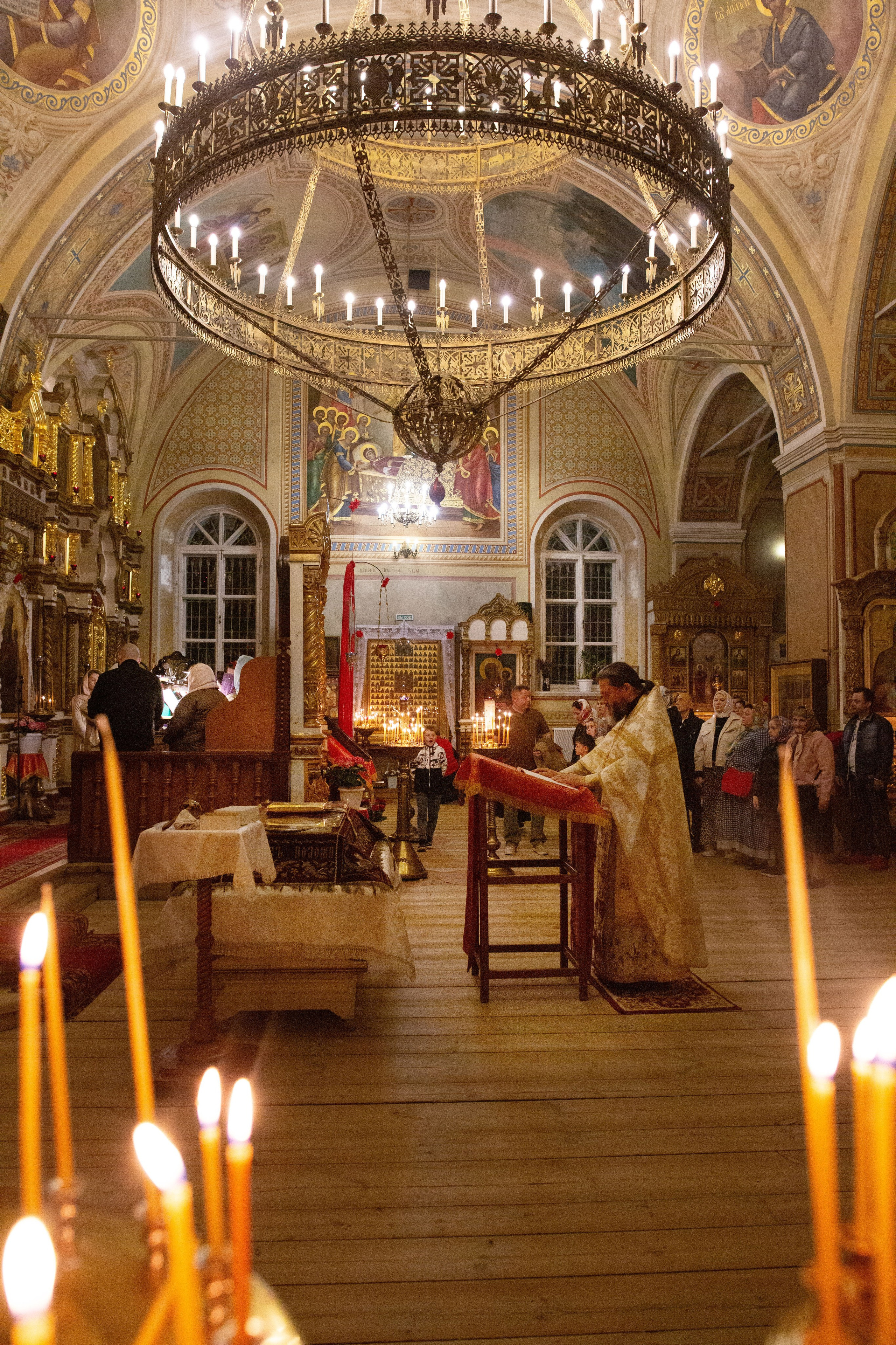 Пасха Воскресенский храм с Ашитково и ярмарка около храма. Семейный и детский фотограф Анна Петракова