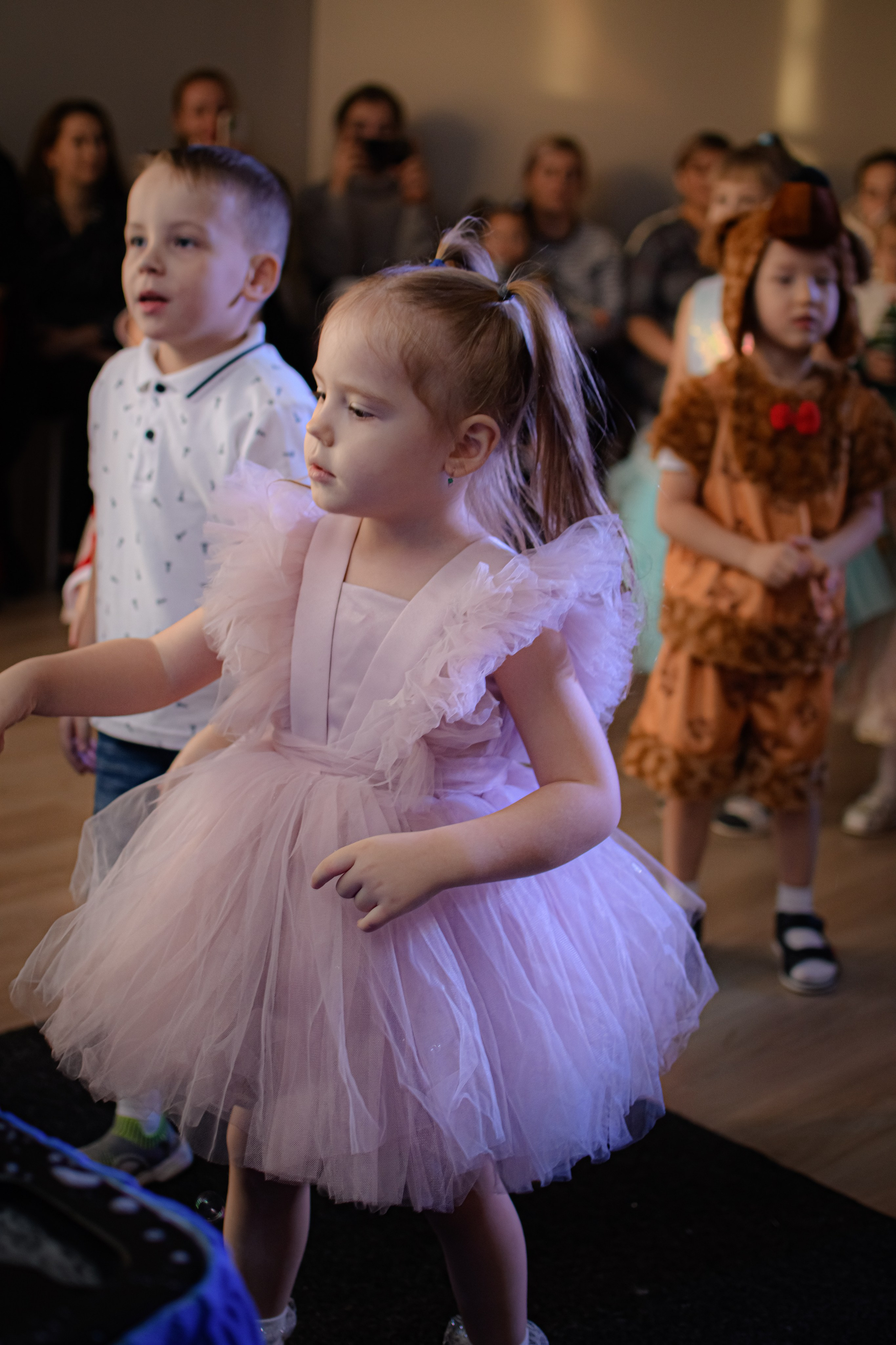 HAPPY NEW YEAR. Photokarish