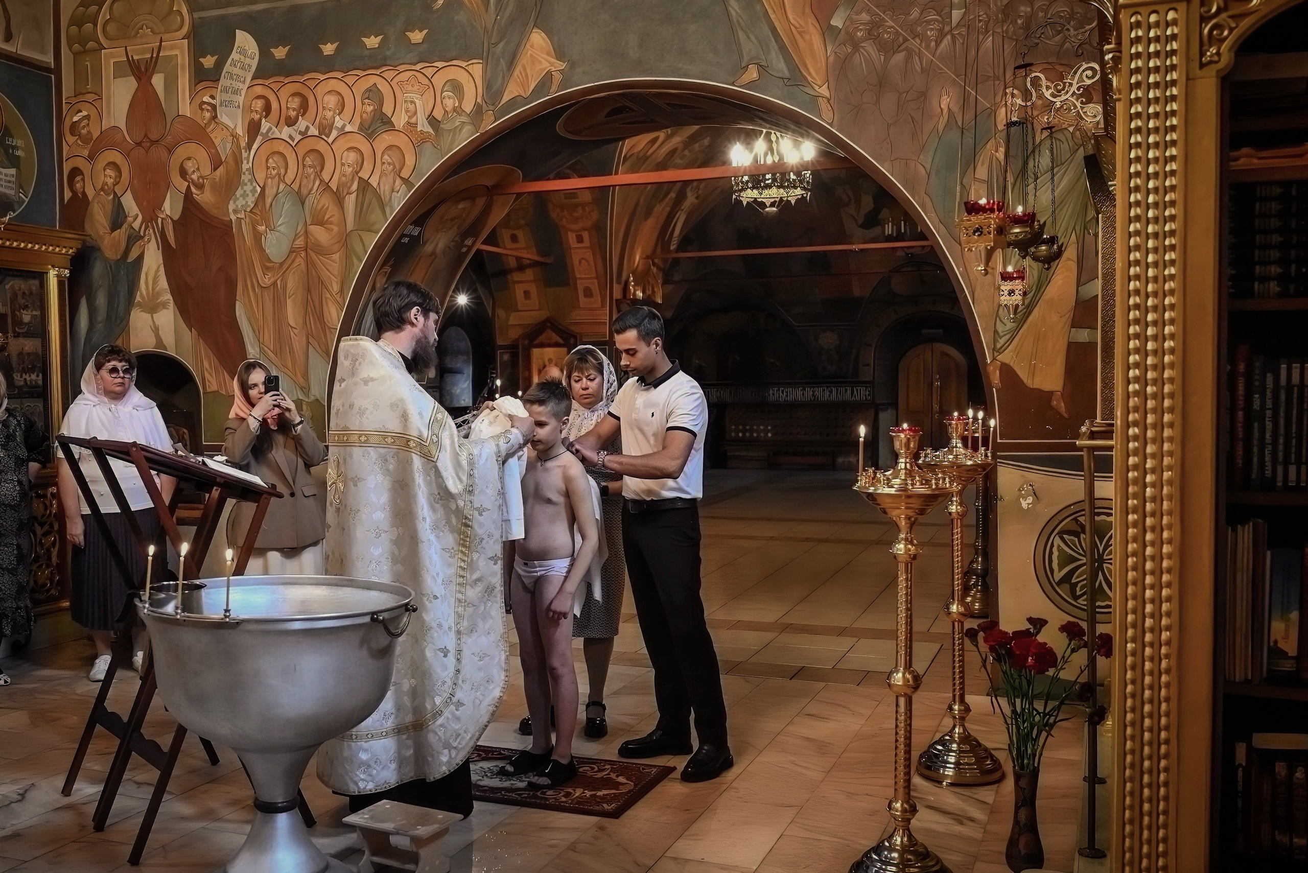 Крещение Арбат мама Ксения. Семейный и детский фотограф Москва