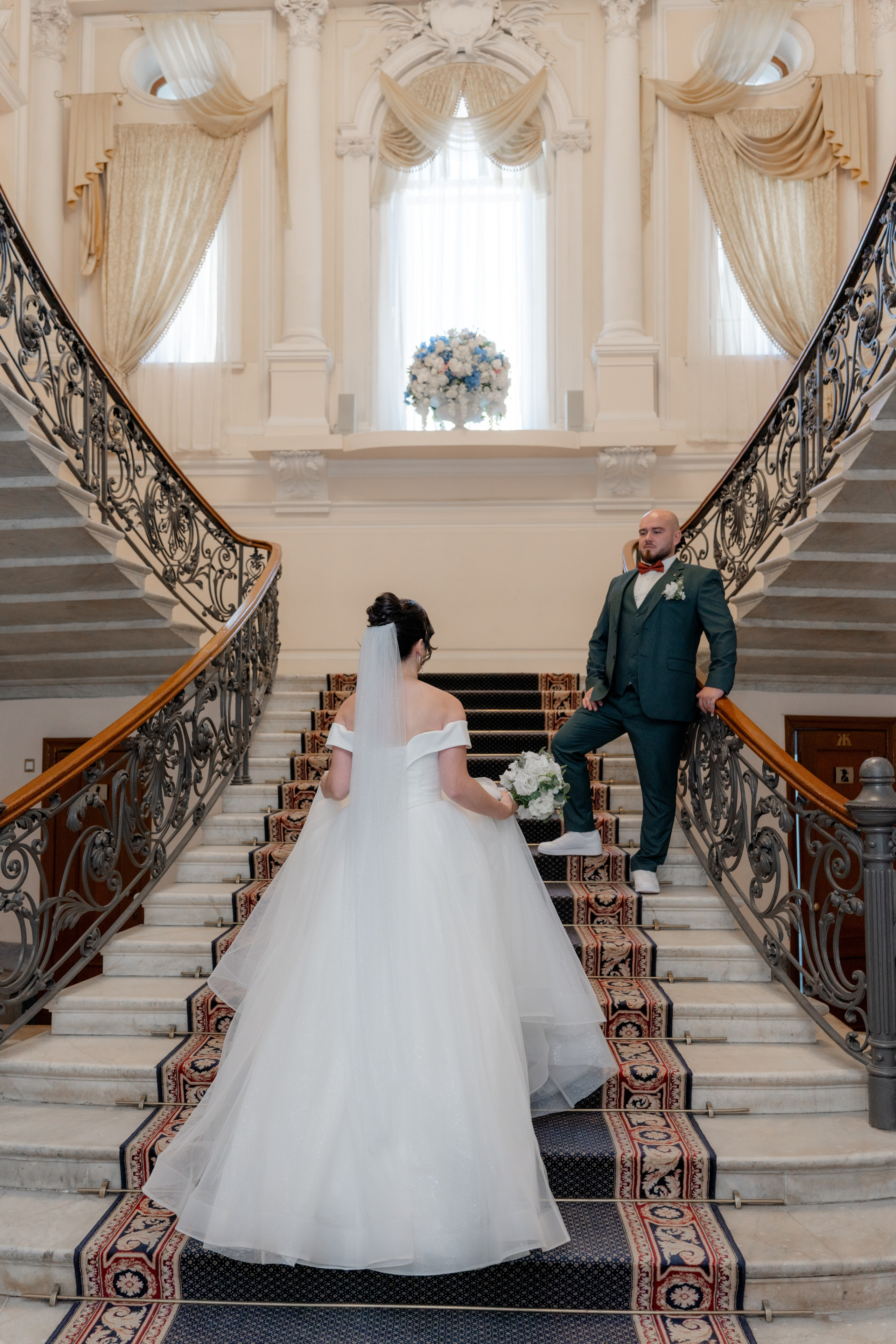 Банкет в ресторане «Амбар № 1» в городе Петергофе. Свадебный фотограф Александр Невский в Санкт-Петербурге