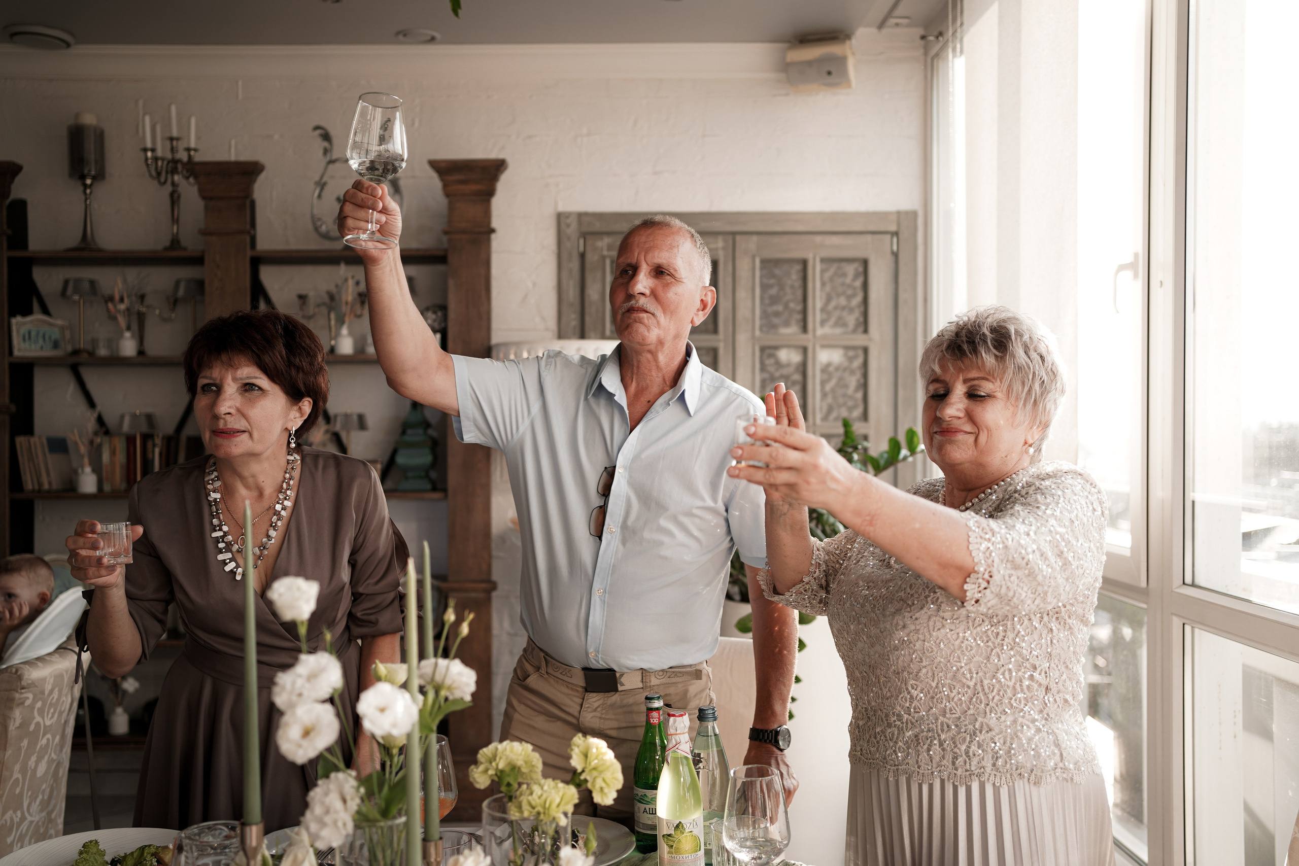Банкет в ресторане «Европа». Свадебный фотограф в Ростове-на-Дону. Таинство Крещения и Венчания, семейные фотосессии. Алёна Чёботова