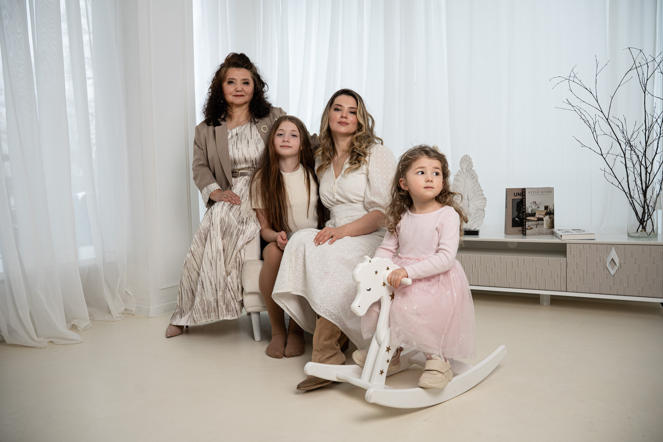 Семейная съёмка для Мадины. Студийный и портретный фотограф в САНКТ-ПЕТЕРБУРГЕИрина Махаон