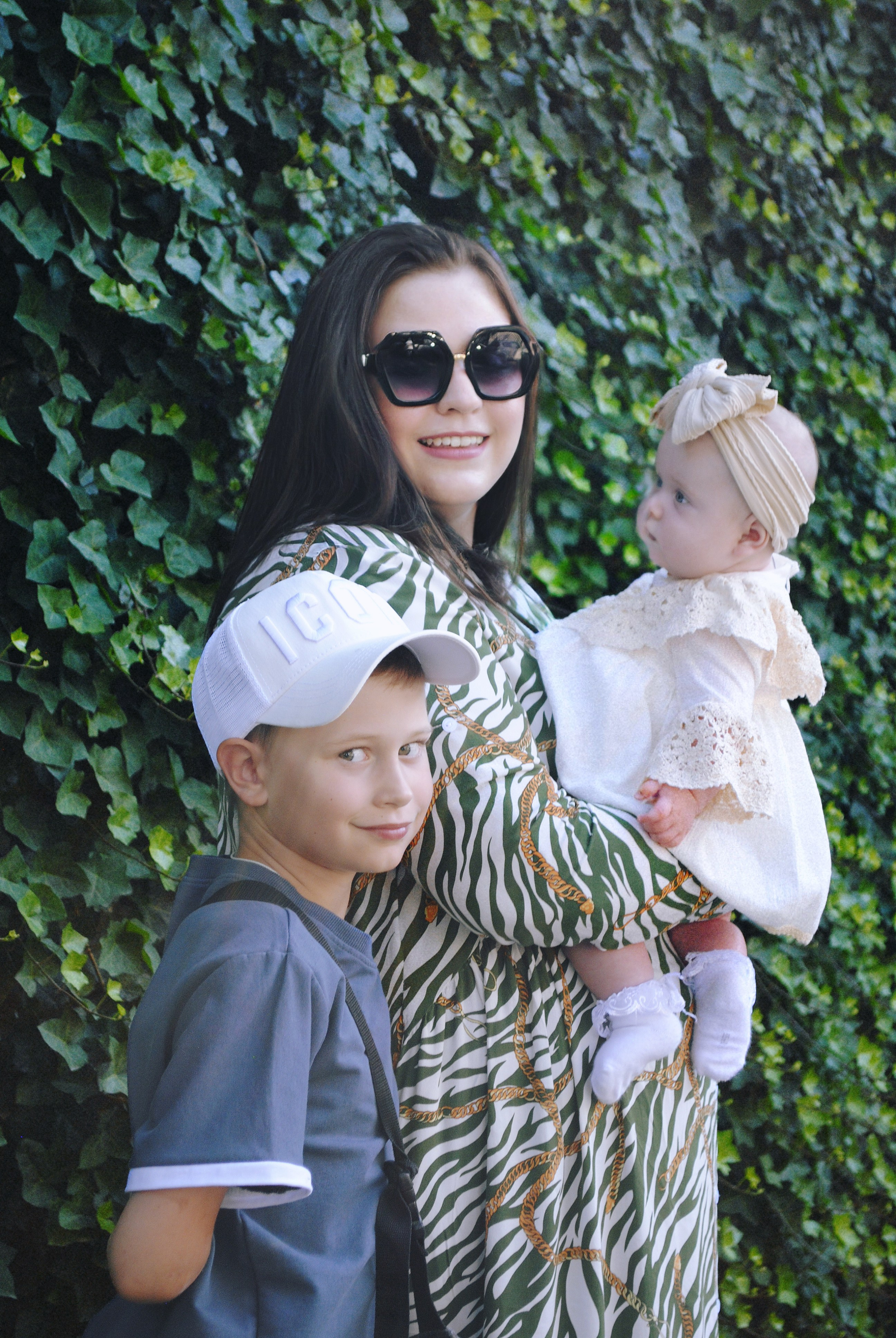 Мария и семья. Фотограф Мария Мусаелян